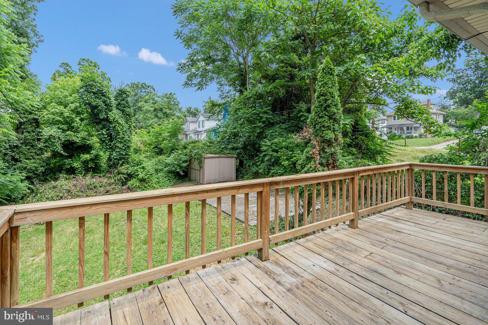 WINDSOR HILLS - Residential