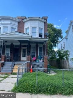 THIS IS AN INVESTMENT PROPERTY TO ALL BUYERS!  THE PROPERTY IS TENANT OCCUPIED!  PROPERTY IS BEING SOLD AS IS!  SCHEDULE YOUR SHOWING TODAY.!  SCHEDULE ALL SHOWING WITH CARTER WISE
