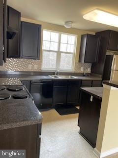 LITTLE RIVER COMMONS - Residential Lease