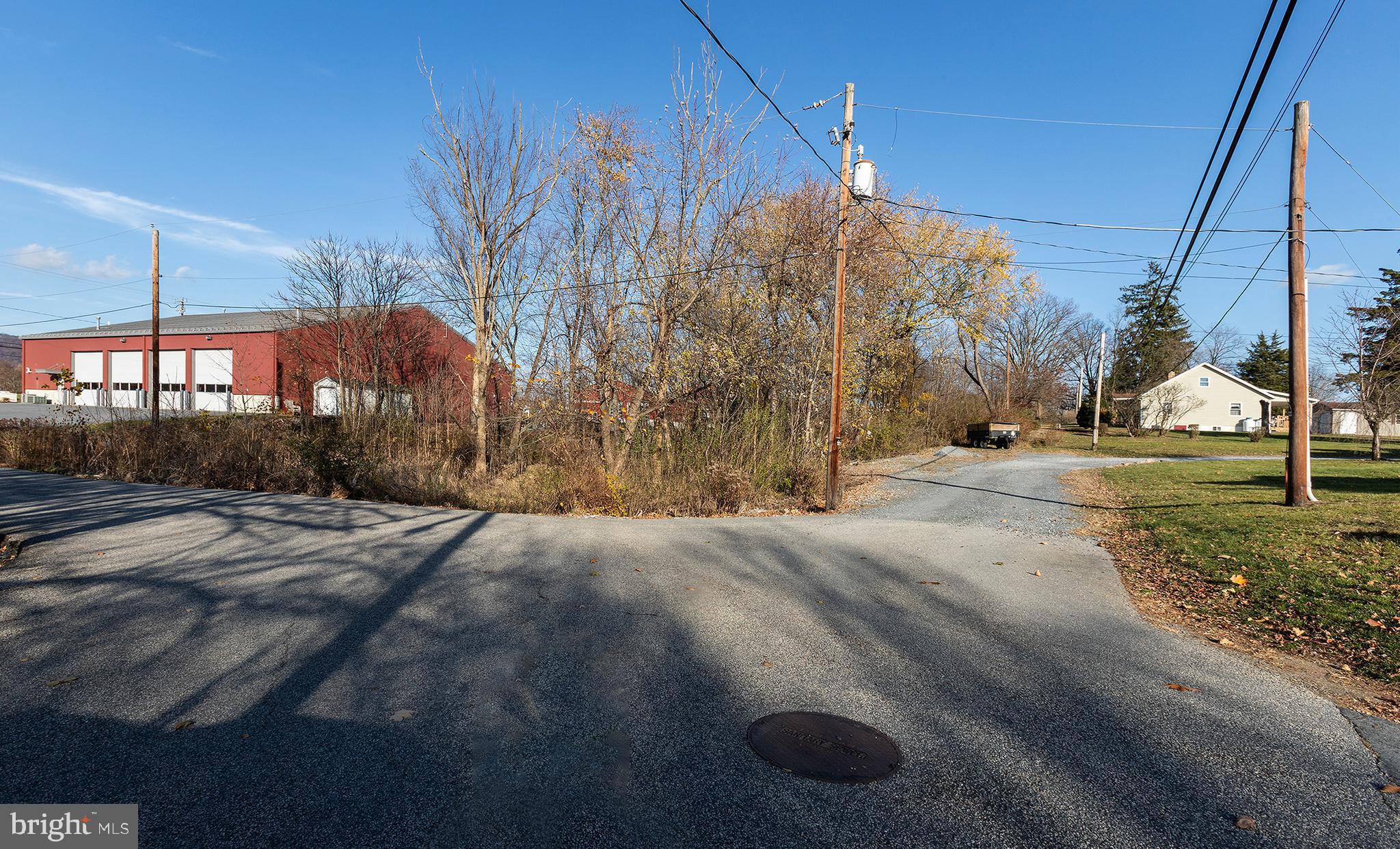 LOWER PAXTON TOWNSHIP - Land