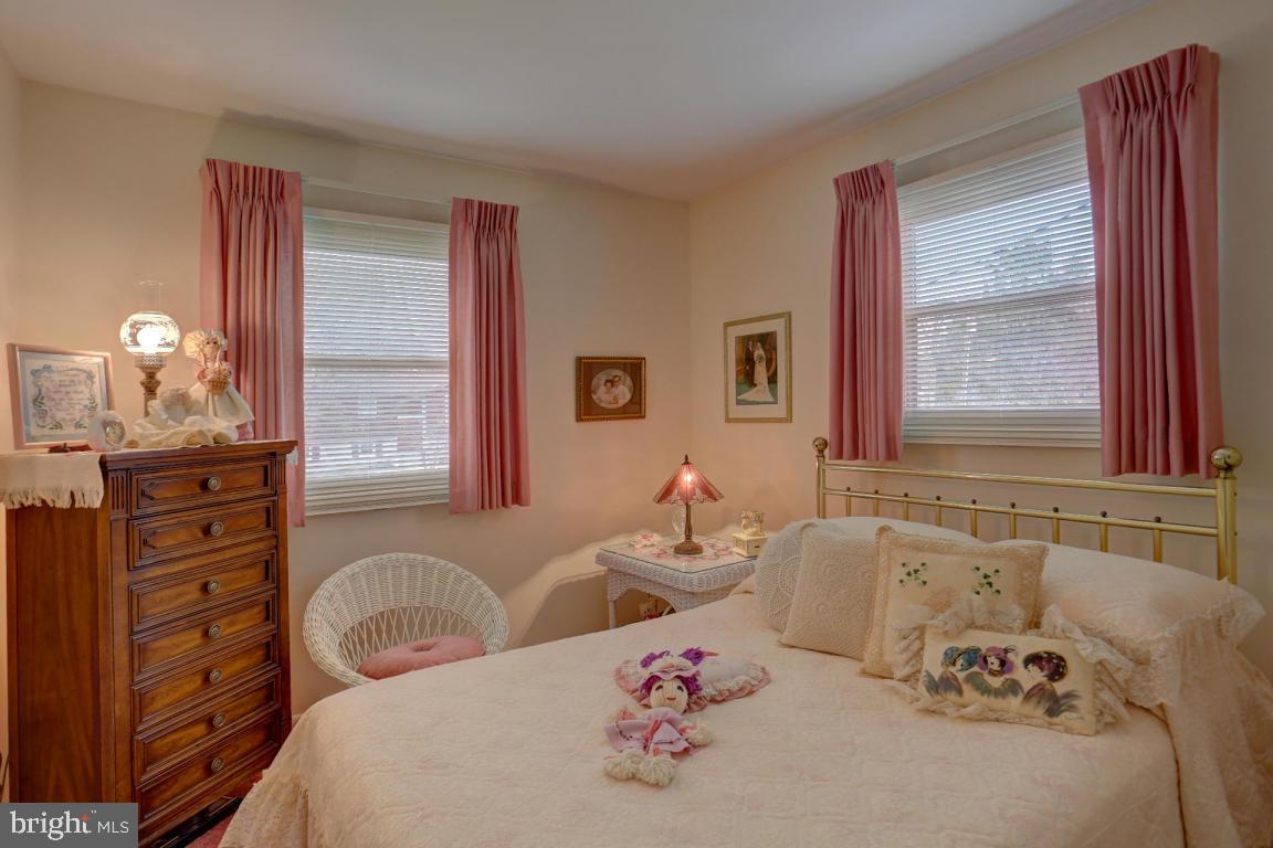 FOXCHASE - Residential