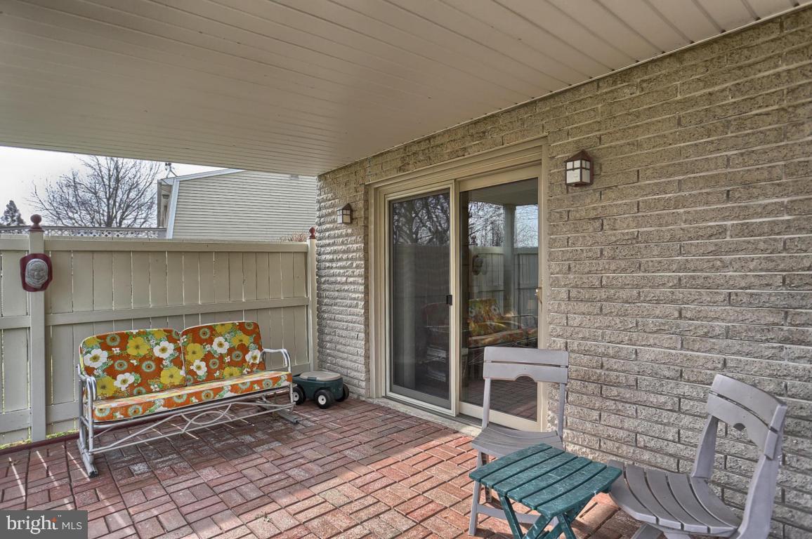 FOXCHASE - Residential