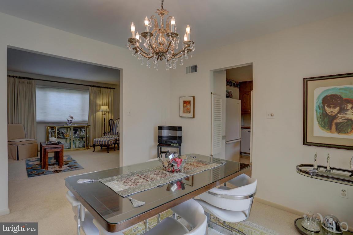 FOXCHASE - Residential