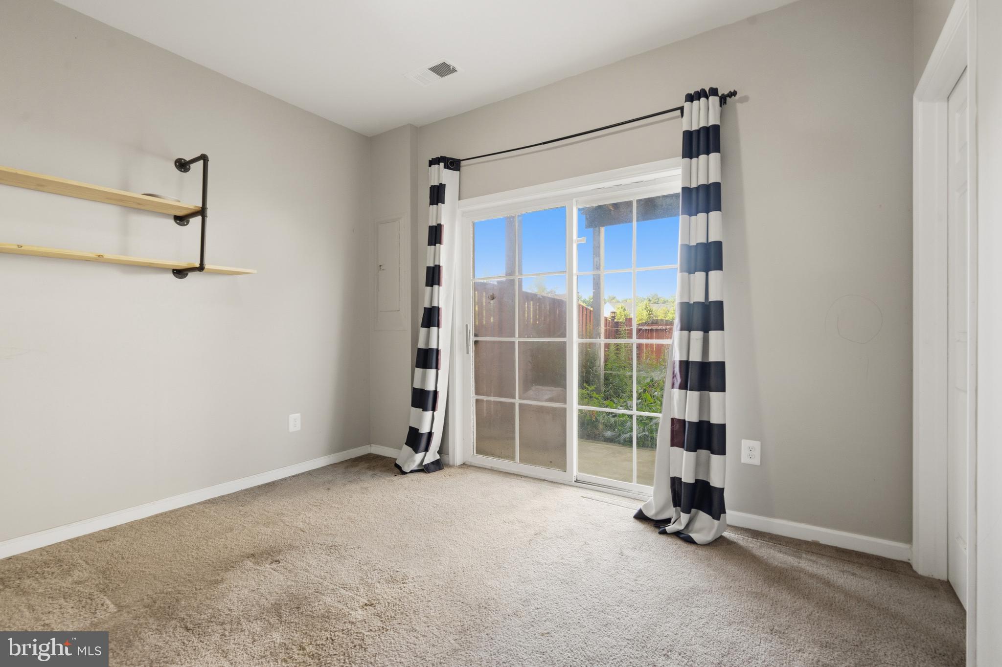 MAYFAIR - Residential
