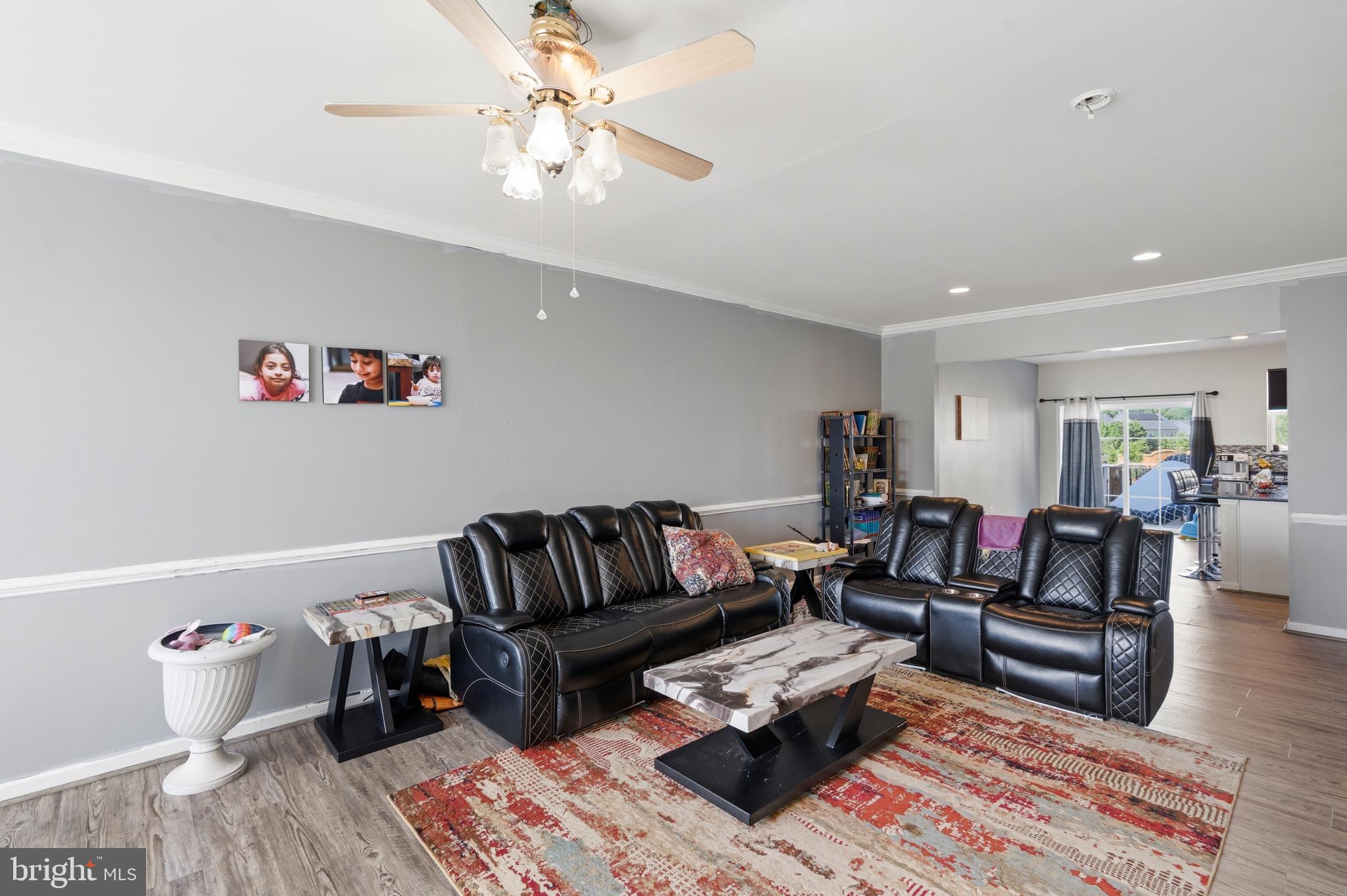 MAYFAIR - Residential