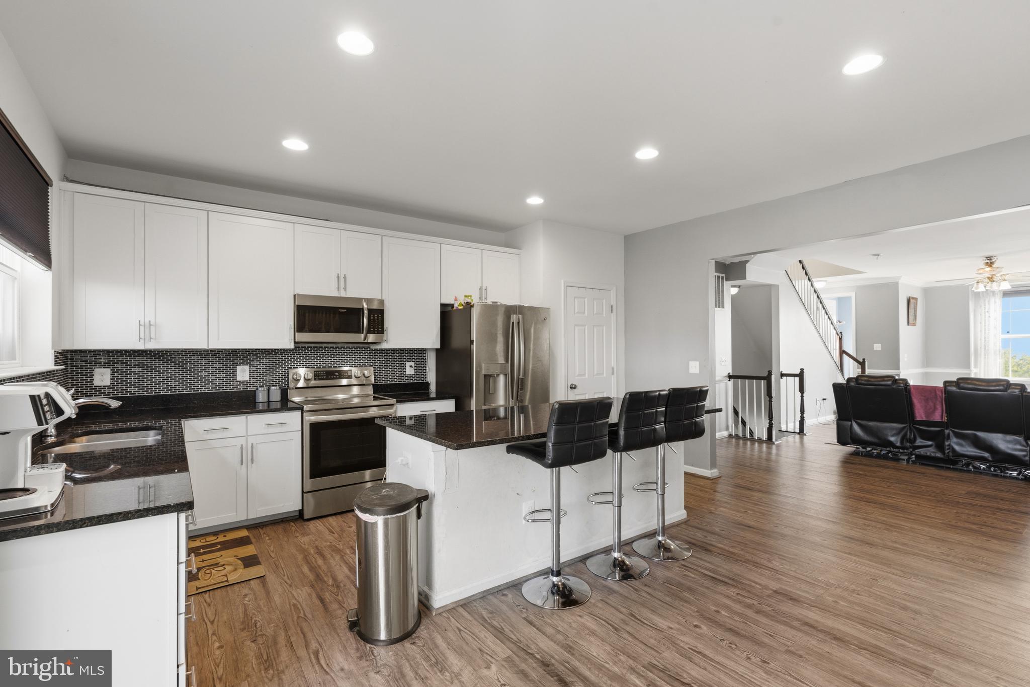 MAYFAIR - Residential