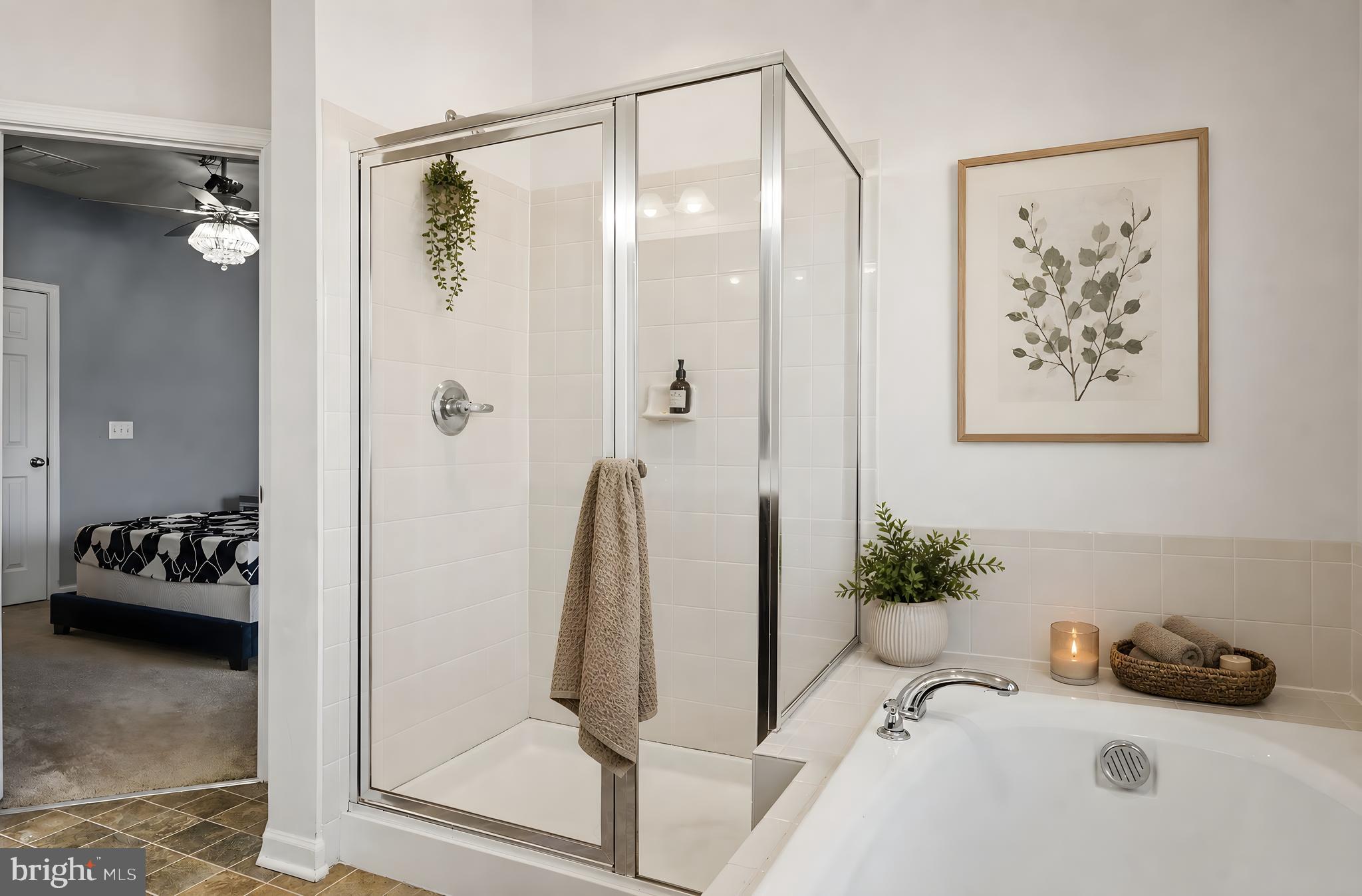 MAYFAIR - Residential