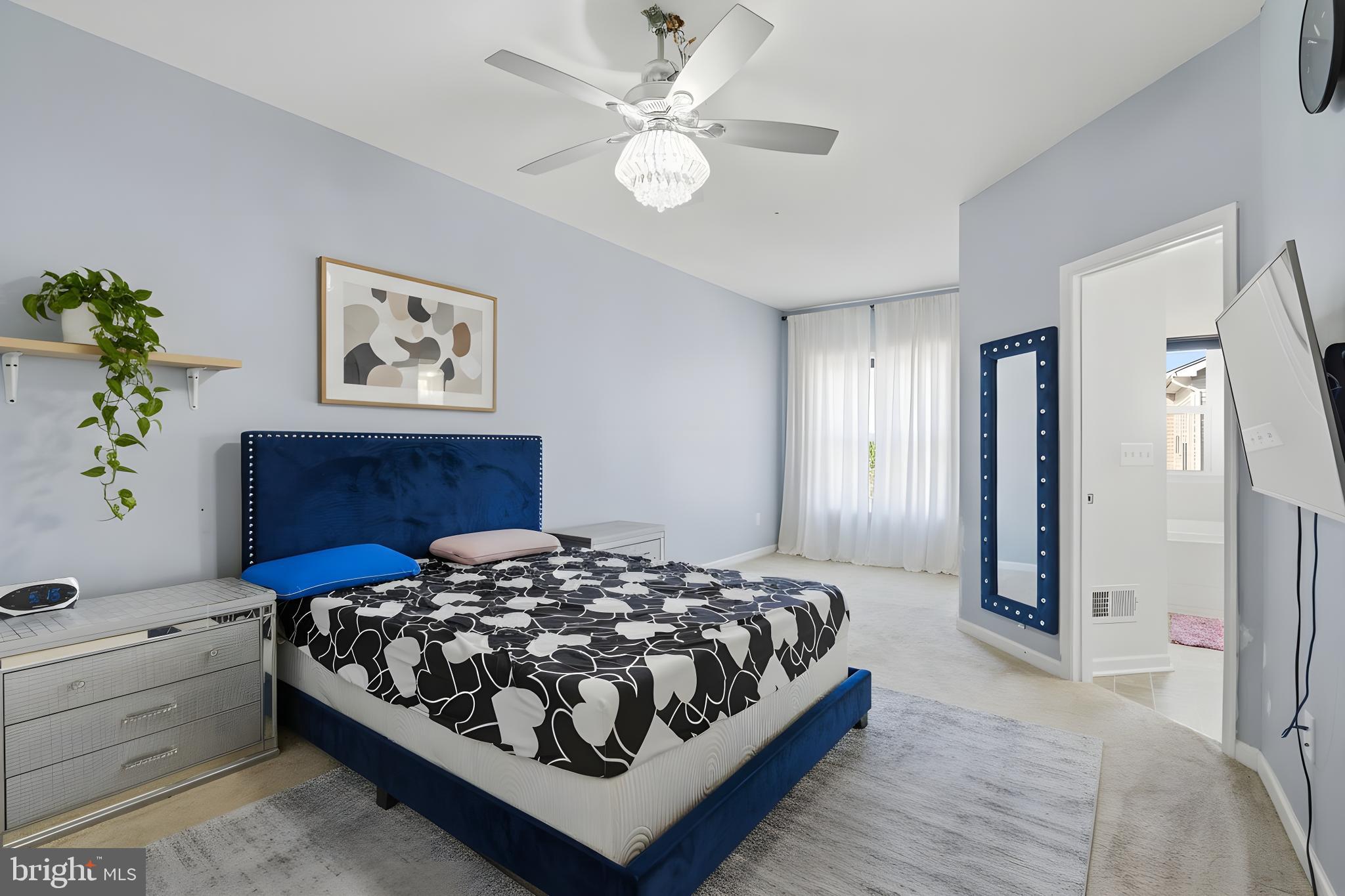 MAYFAIR - Residential