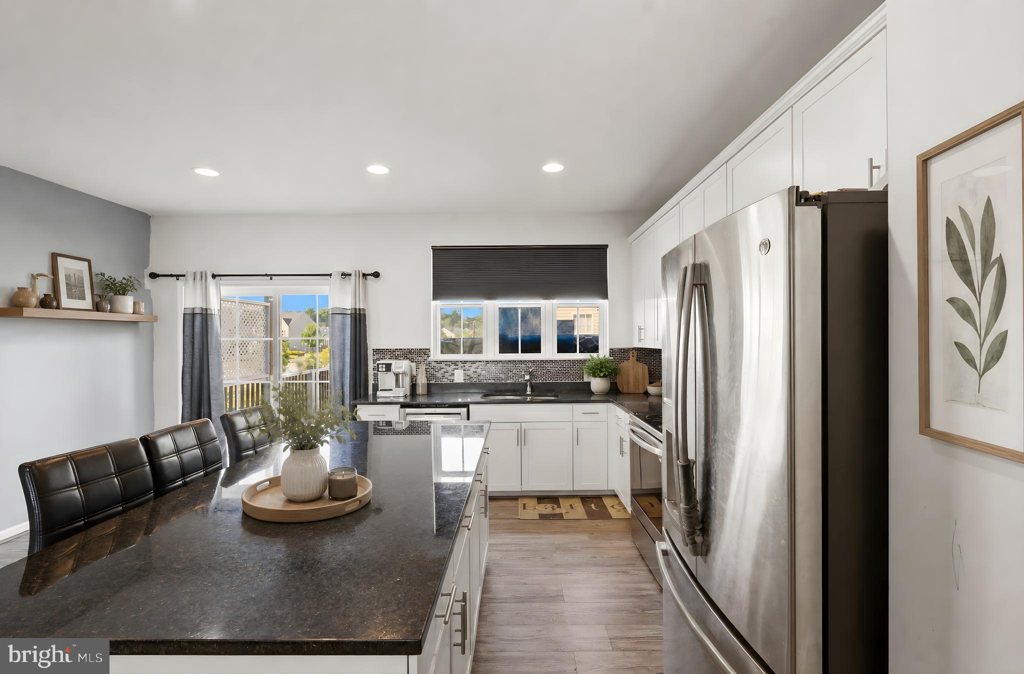 MAYFAIR - Residential