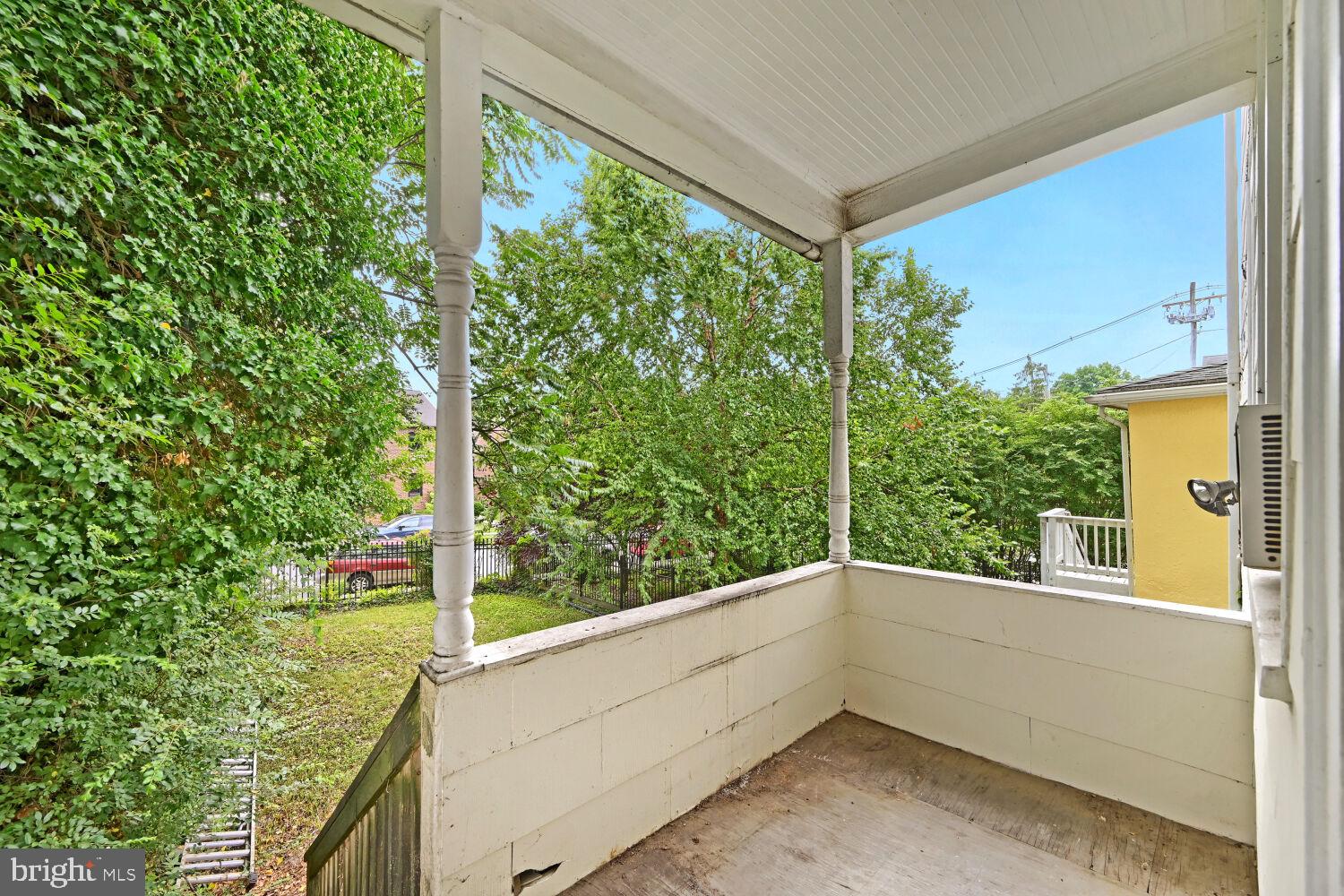 MURRAY HILL - Residential