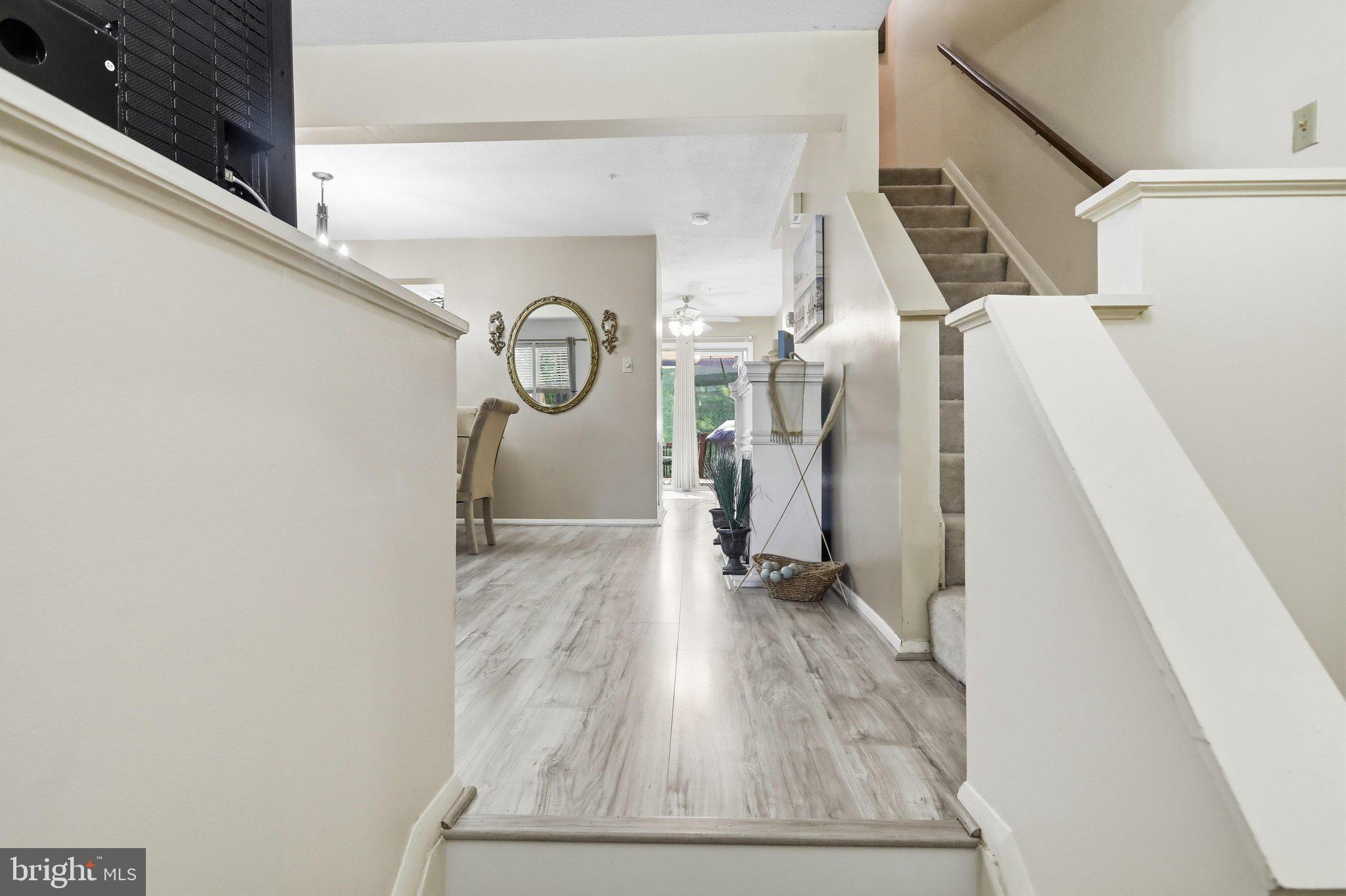 WHISPERING RIDGE - Residential