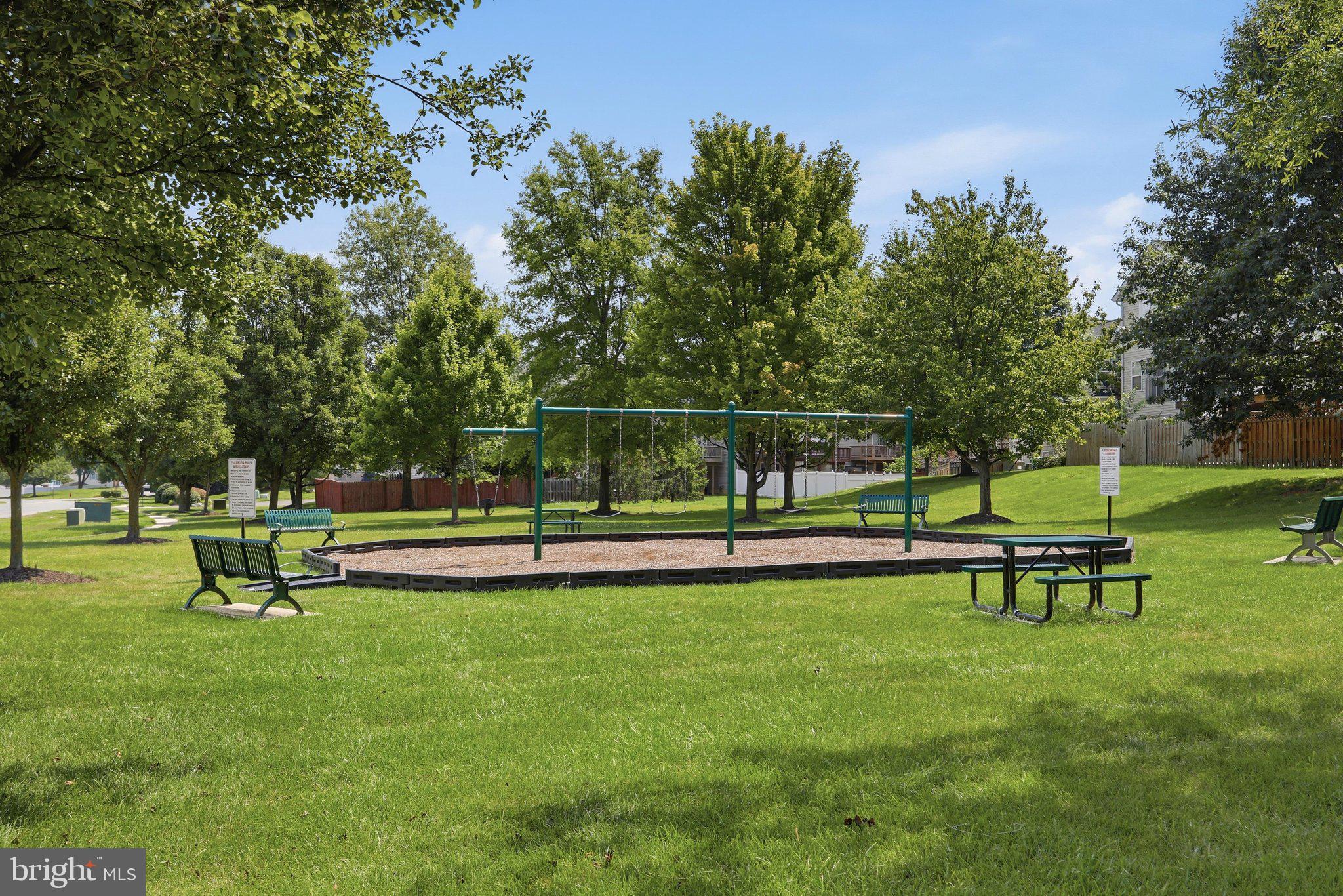 WHISPERING RIDGE - Residential
