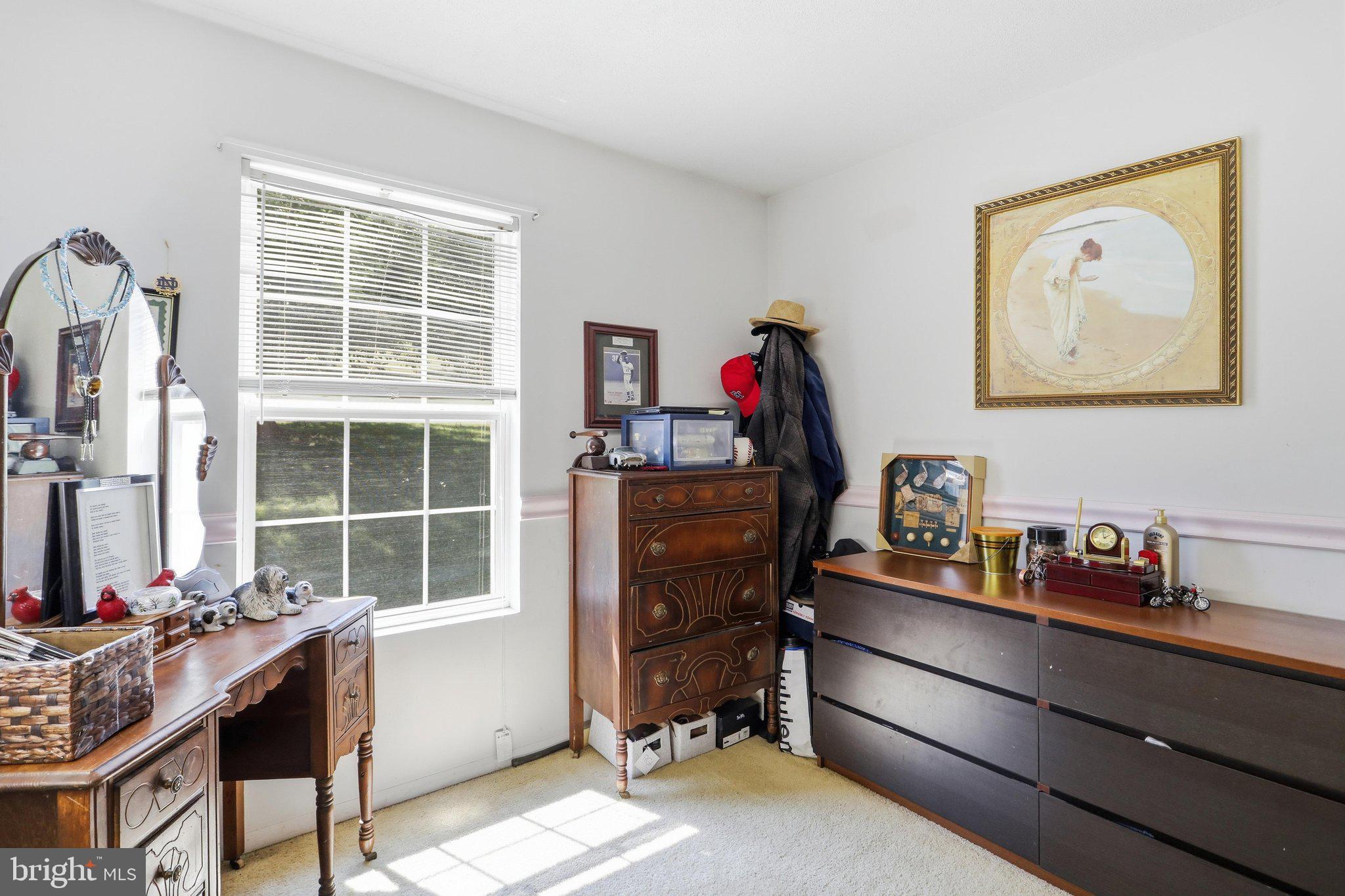 WHISPERING RIDGE - Residential
