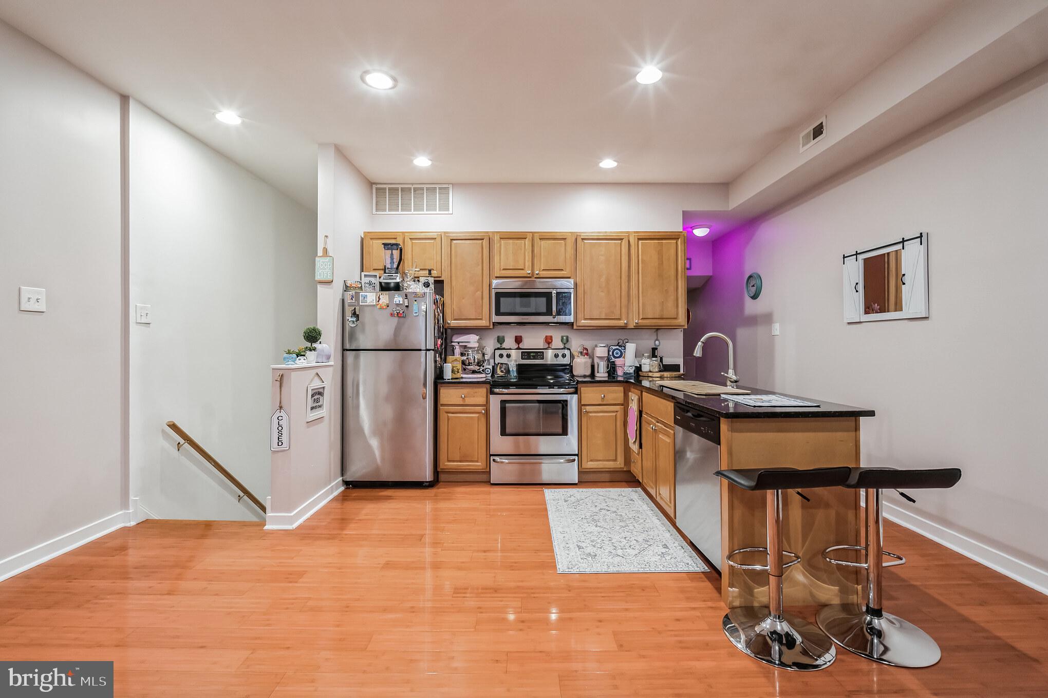 FRANCISVILLE - Commercial Sale
