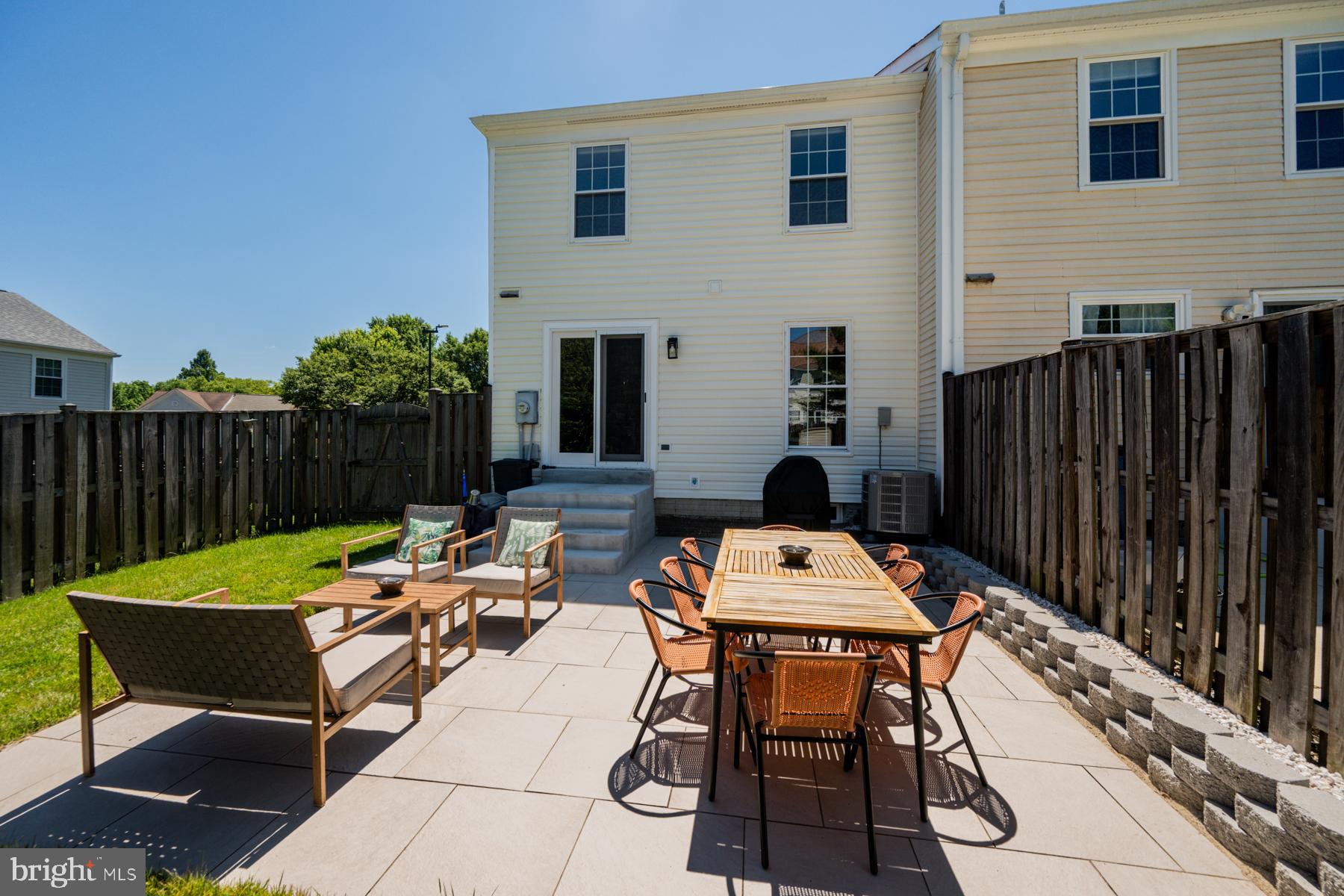 HALLOWELL - Residential