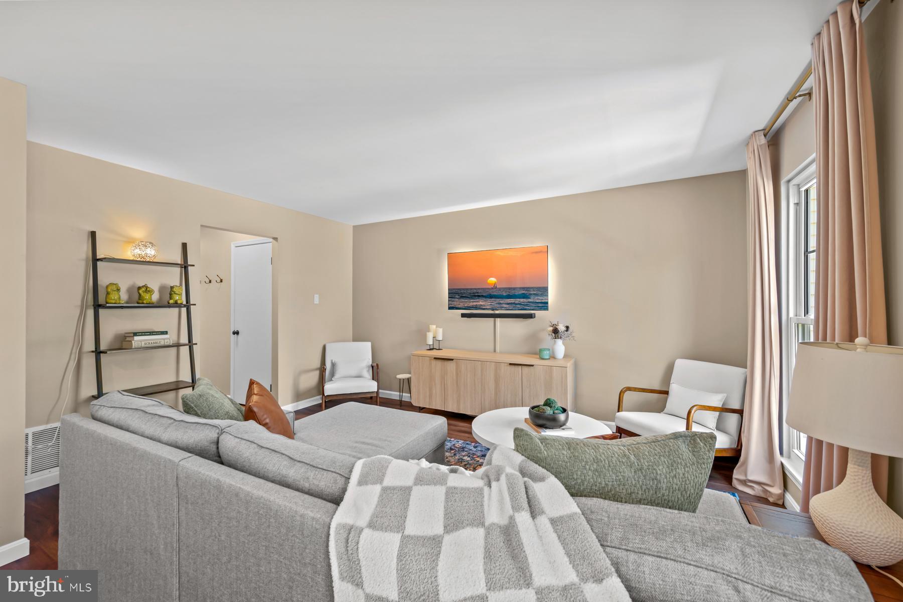 HALLOWELL - Residential