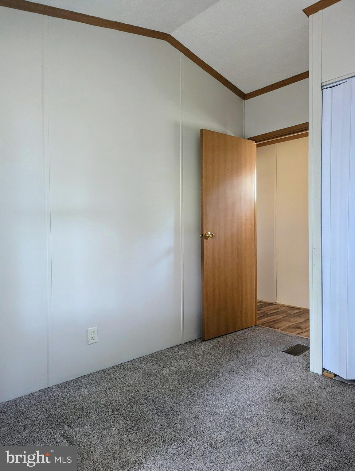 HILLANDALE HOMES - Residential