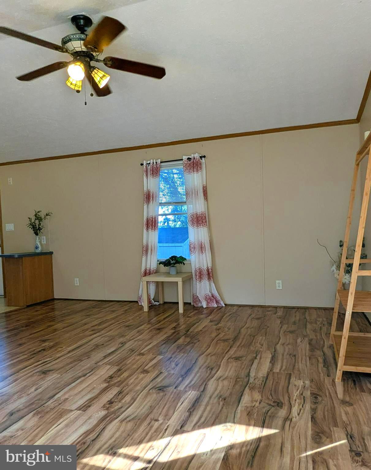 HILLANDALE HOMES - Residential