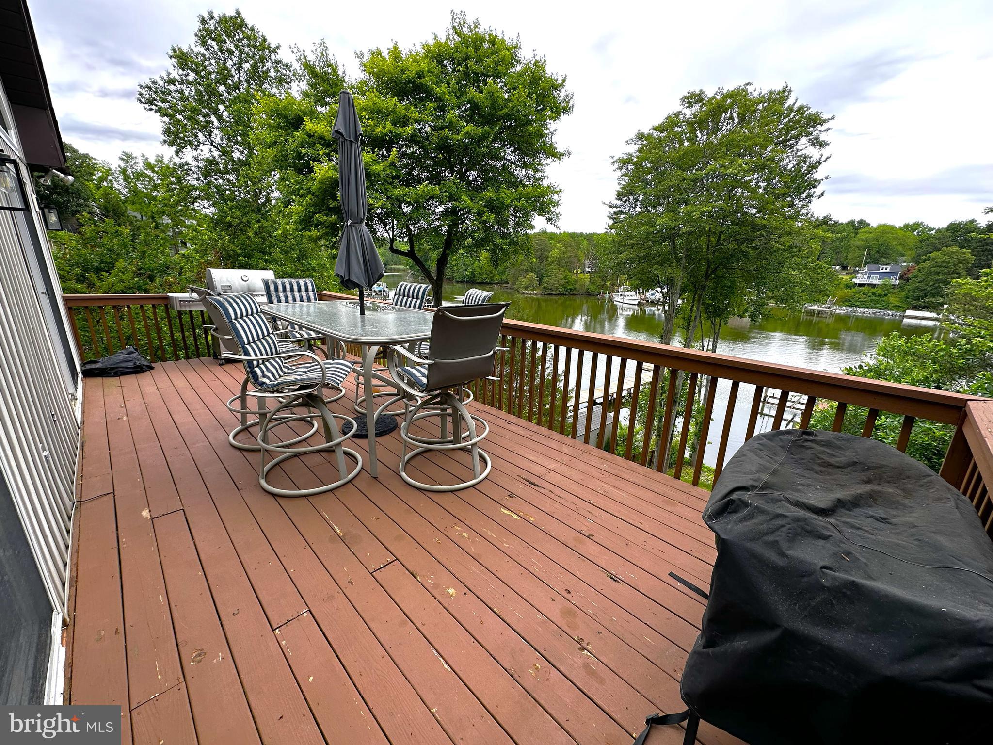 SILVER SANDS - Residential