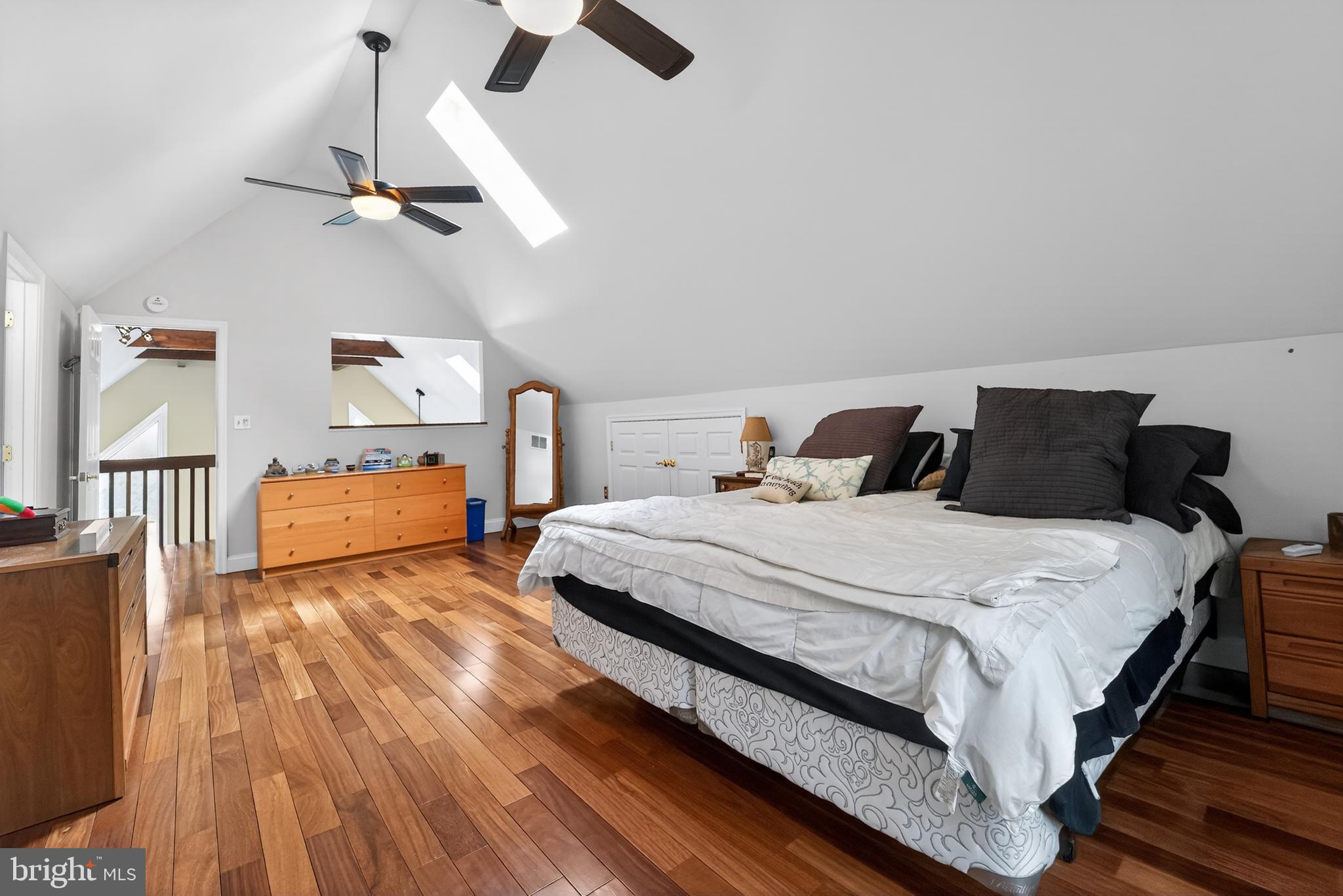 SILVER SANDS - Residential