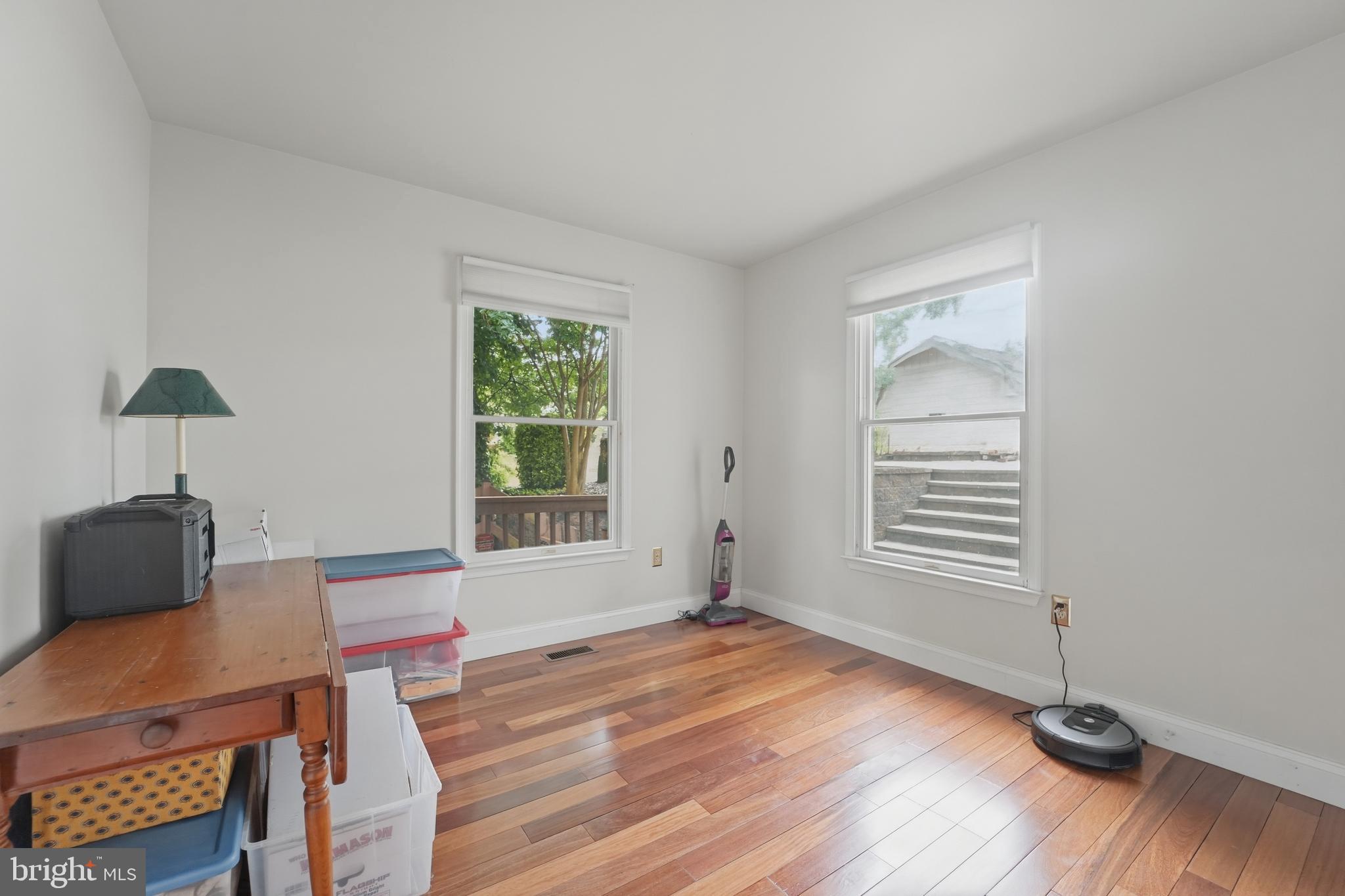 SILVER SANDS - Residential