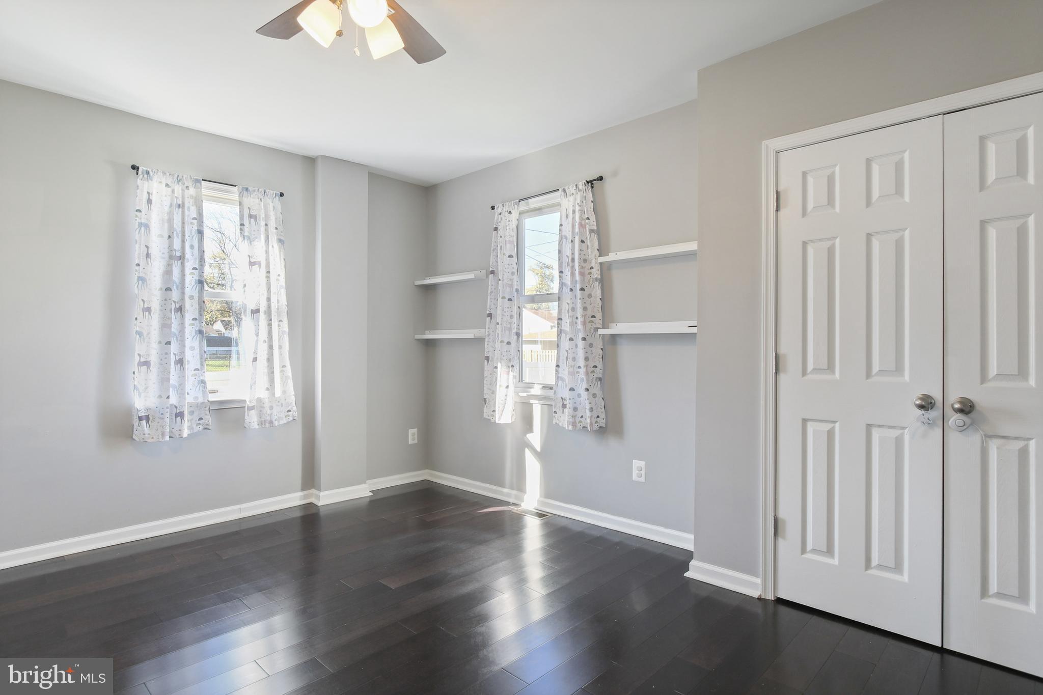 CROMWELL MANOR - Residential Lease