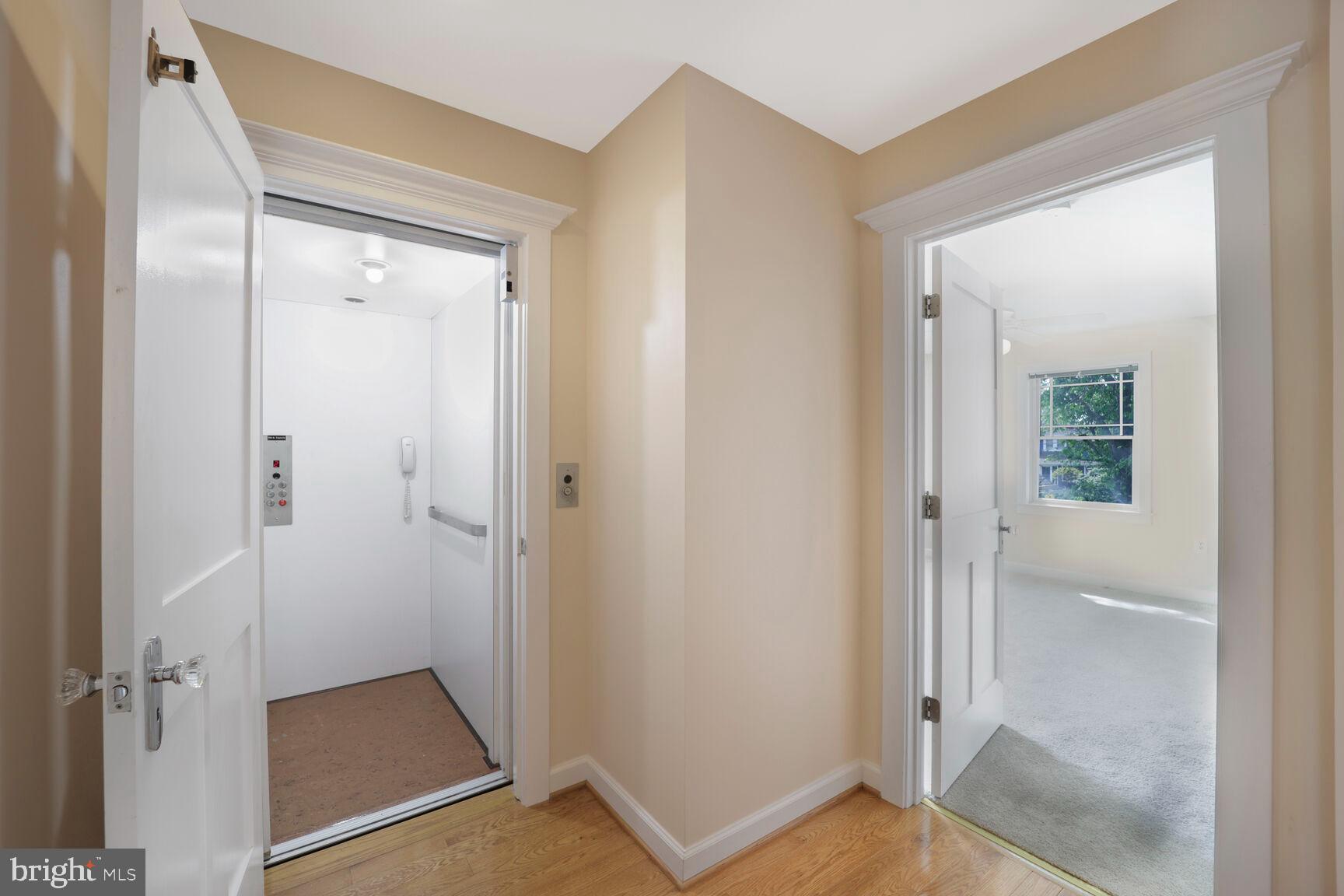 ALCOVA HEIGHTS - Residential