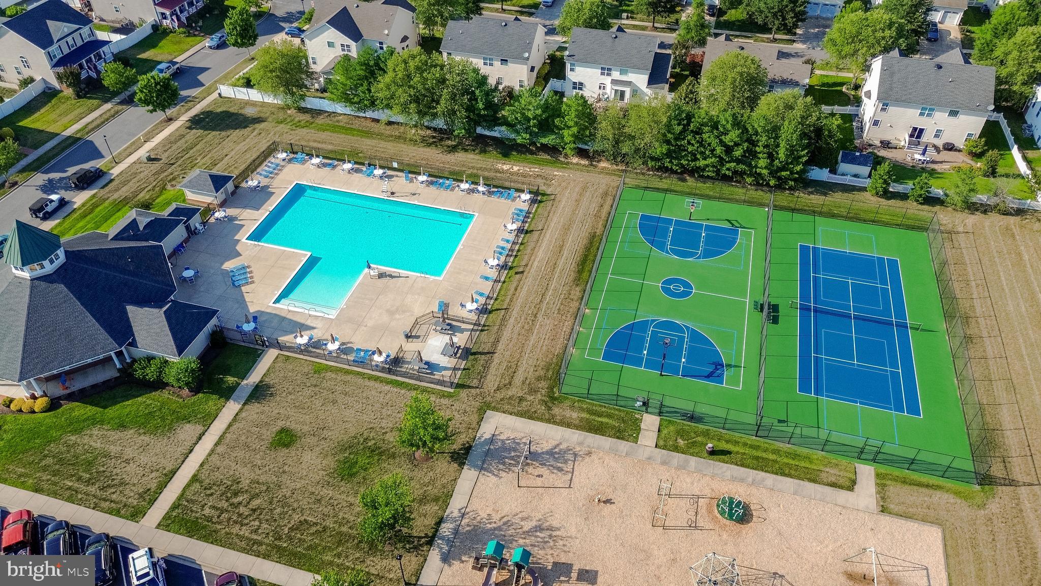 LEONARDS GRANT - Residential