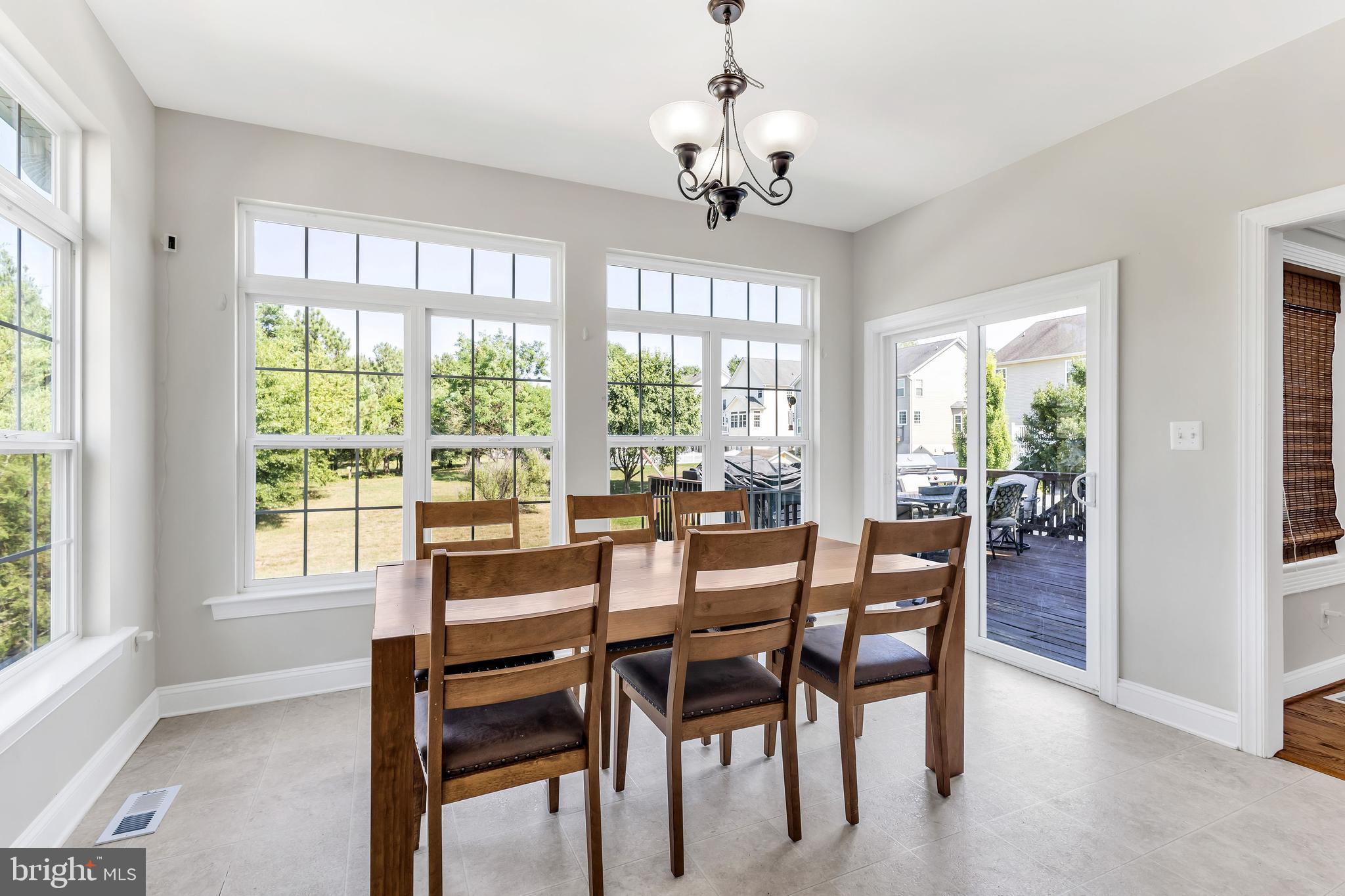 LEONARDS GRANT - Residential