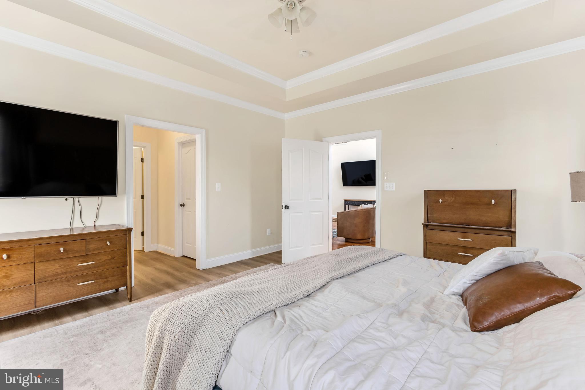 LEONARDS GRANT - Residential