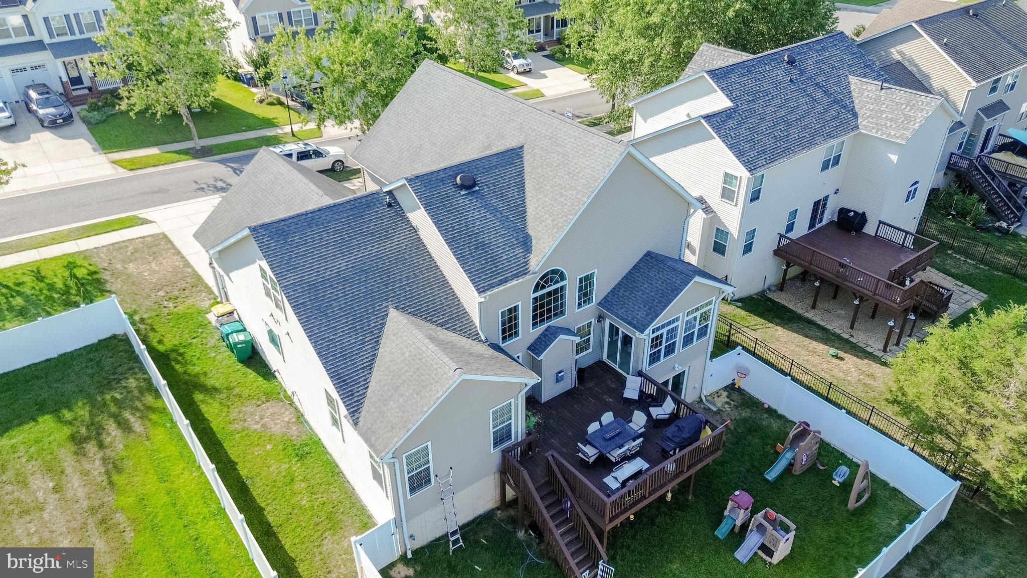 LEONARDS GRANT - Residential