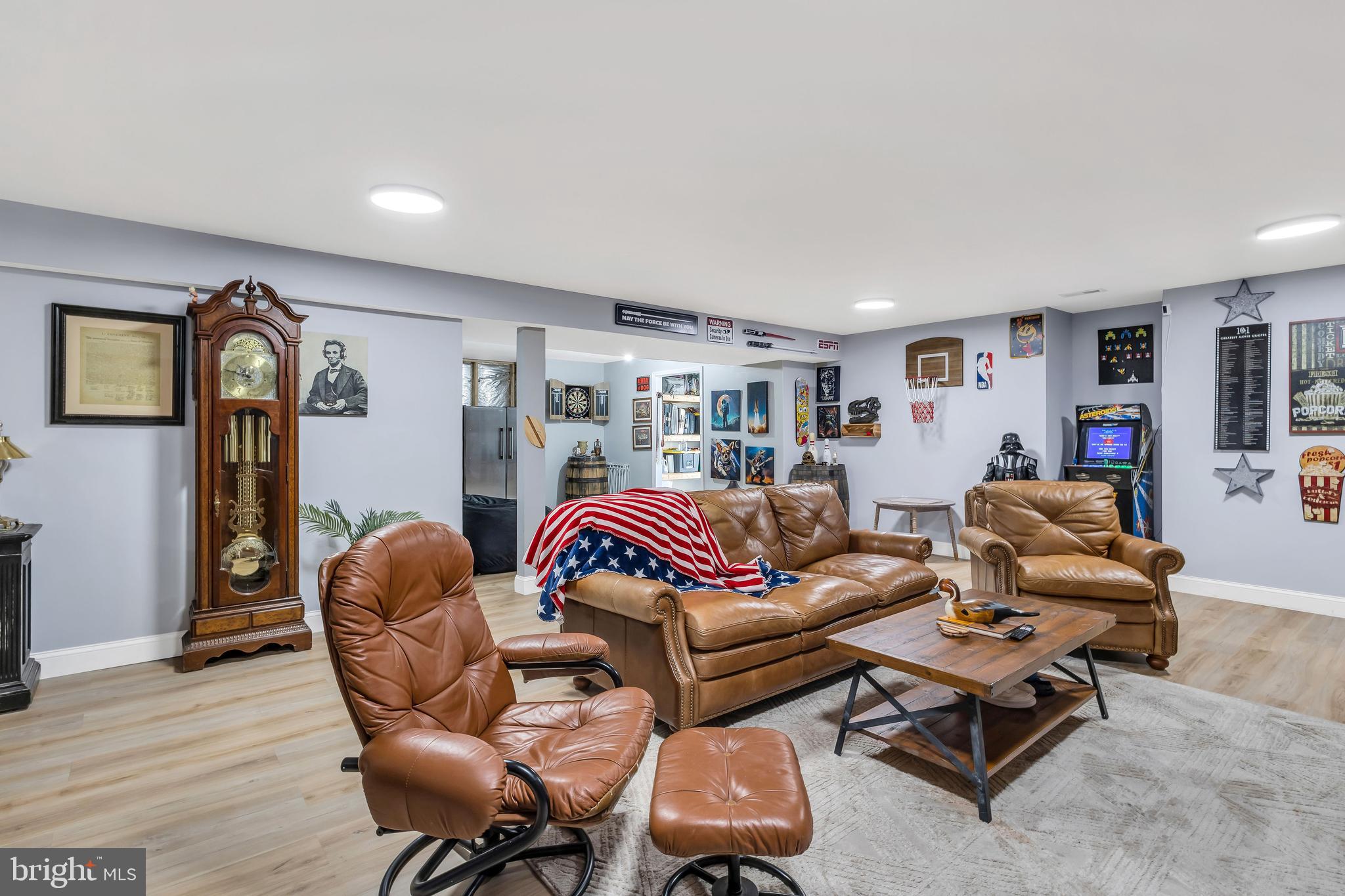 LEONARDS GRANT - Residential