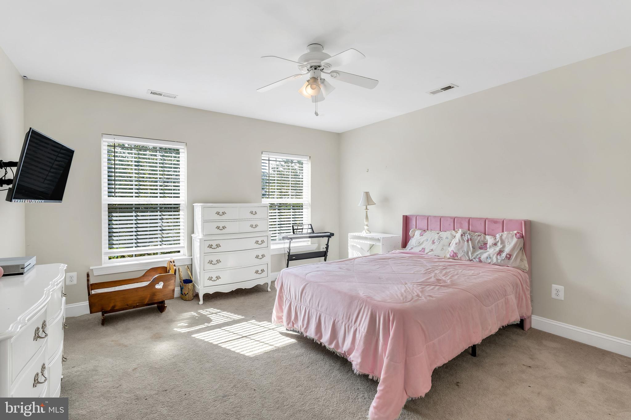 LEONARDS GRANT - Residential