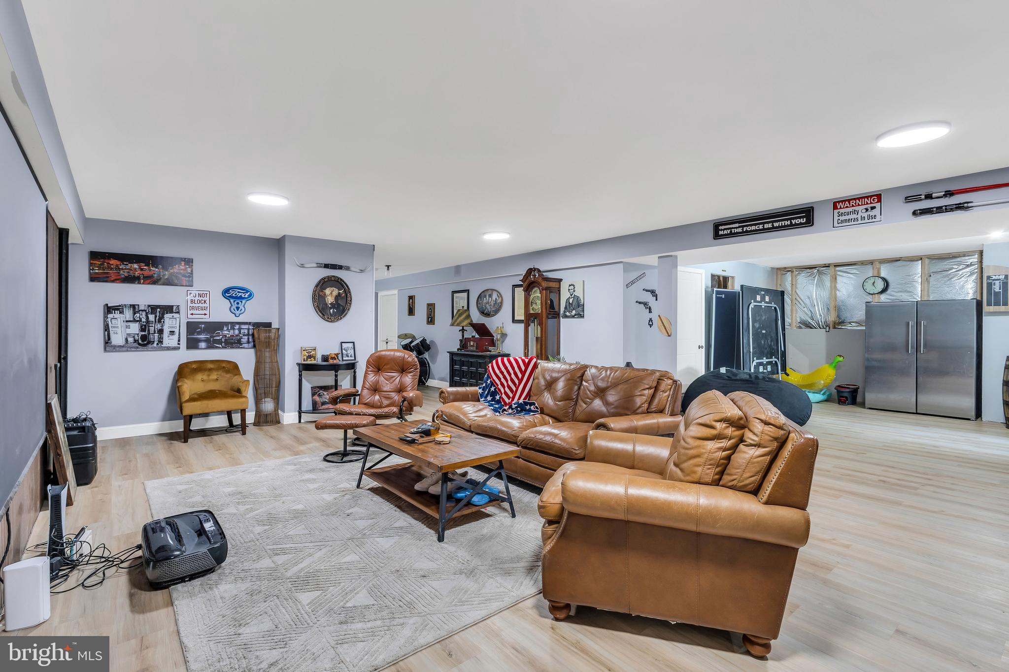 LEONARDS GRANT - Residential