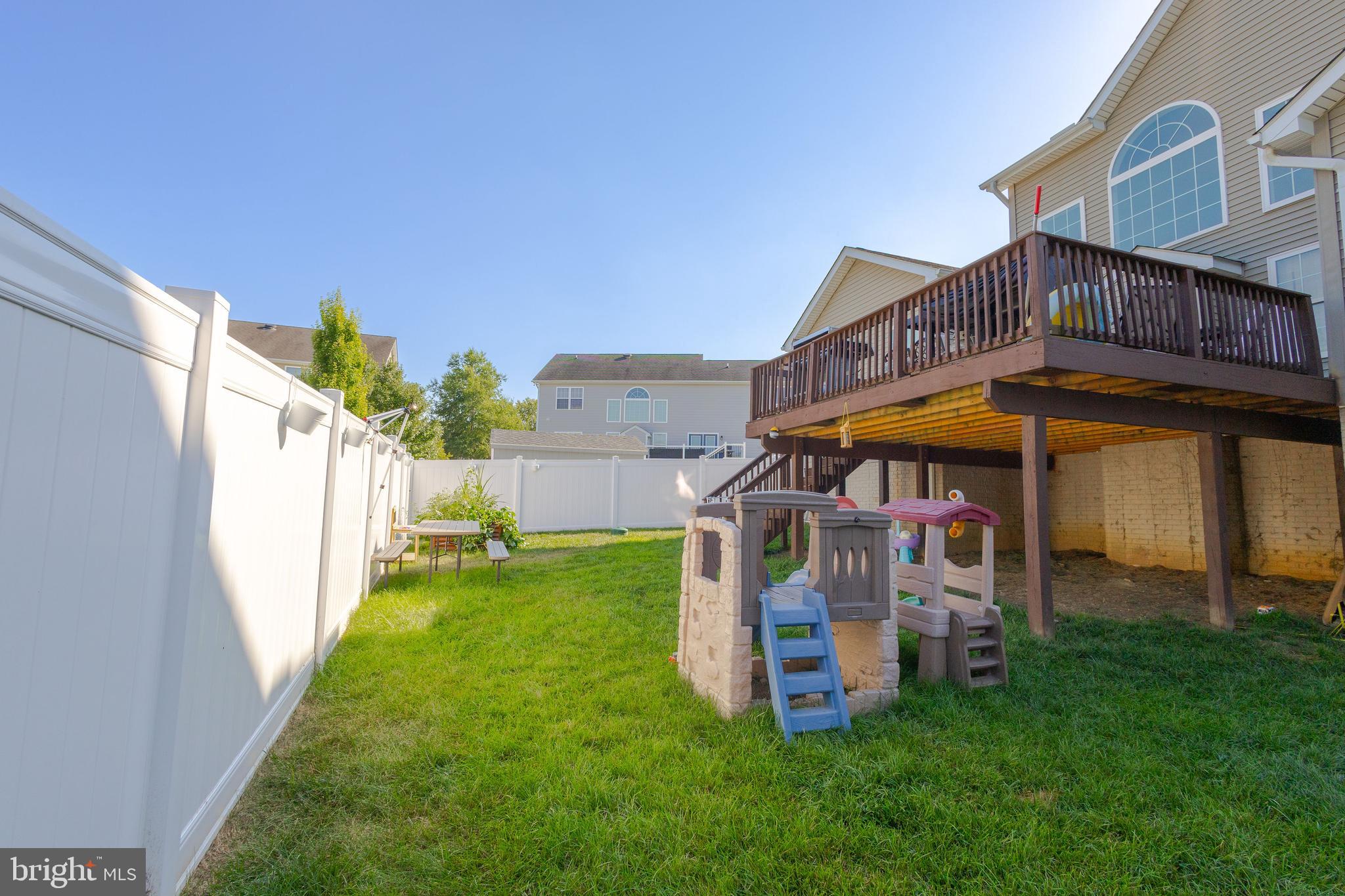 LEONARDS GRANT - Residential