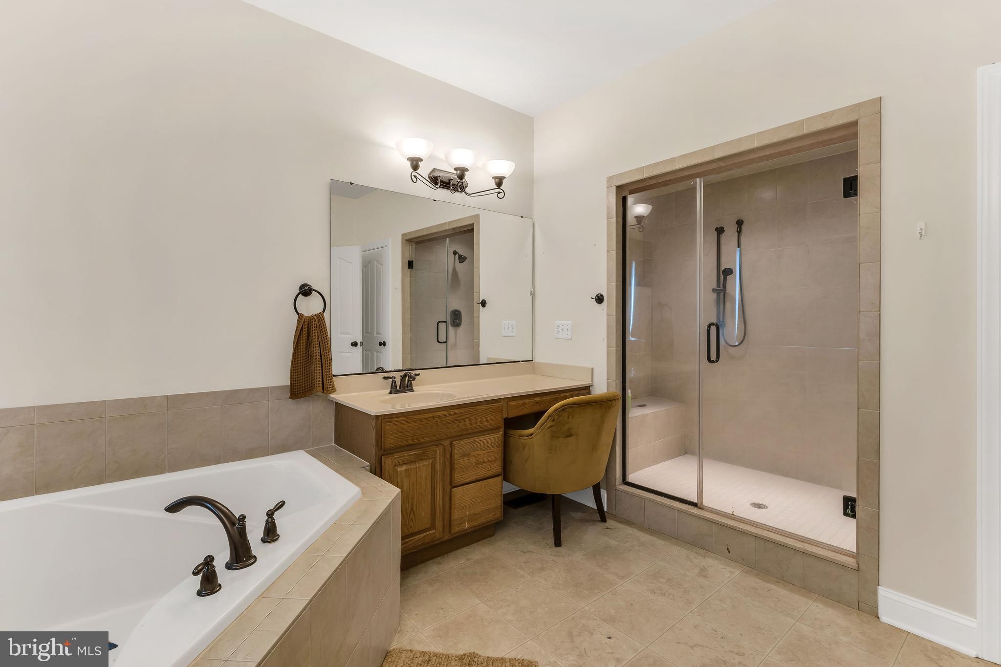LEONARDS GRANT - Residential
