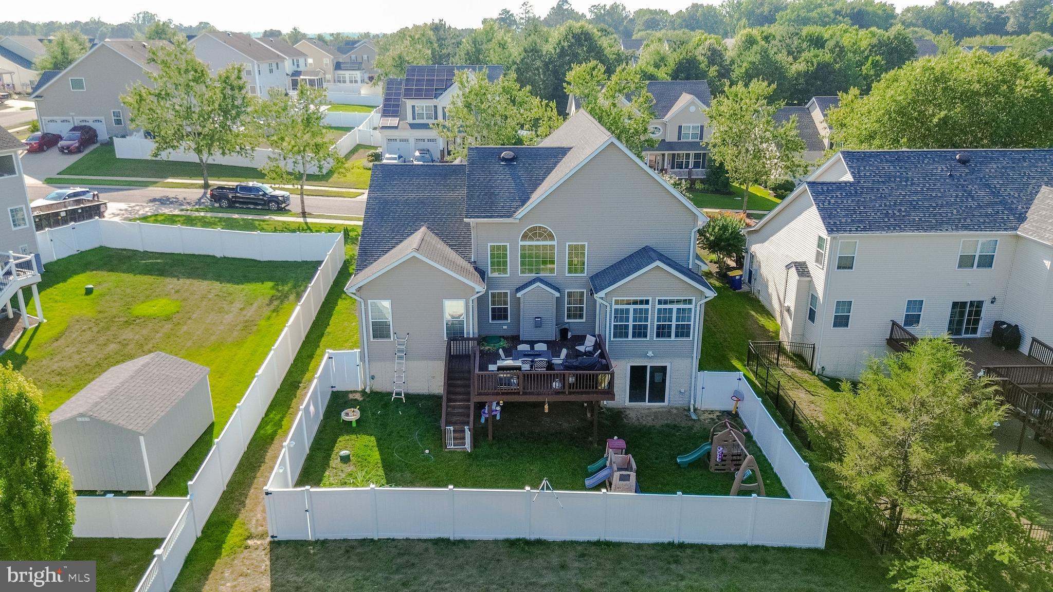 LEONARDS GRANT - Residential