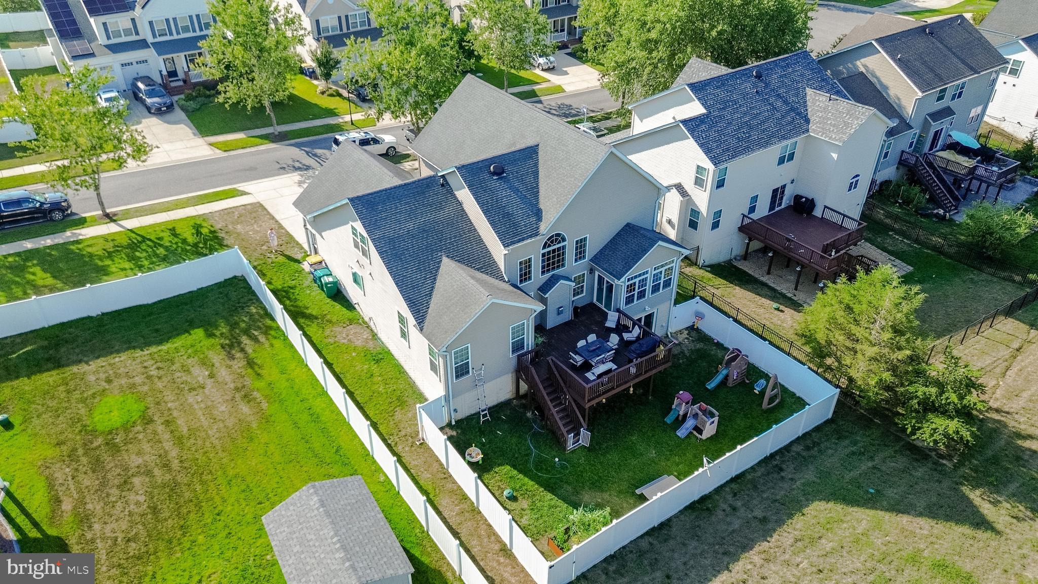 LEONARDS GRANT - Residential