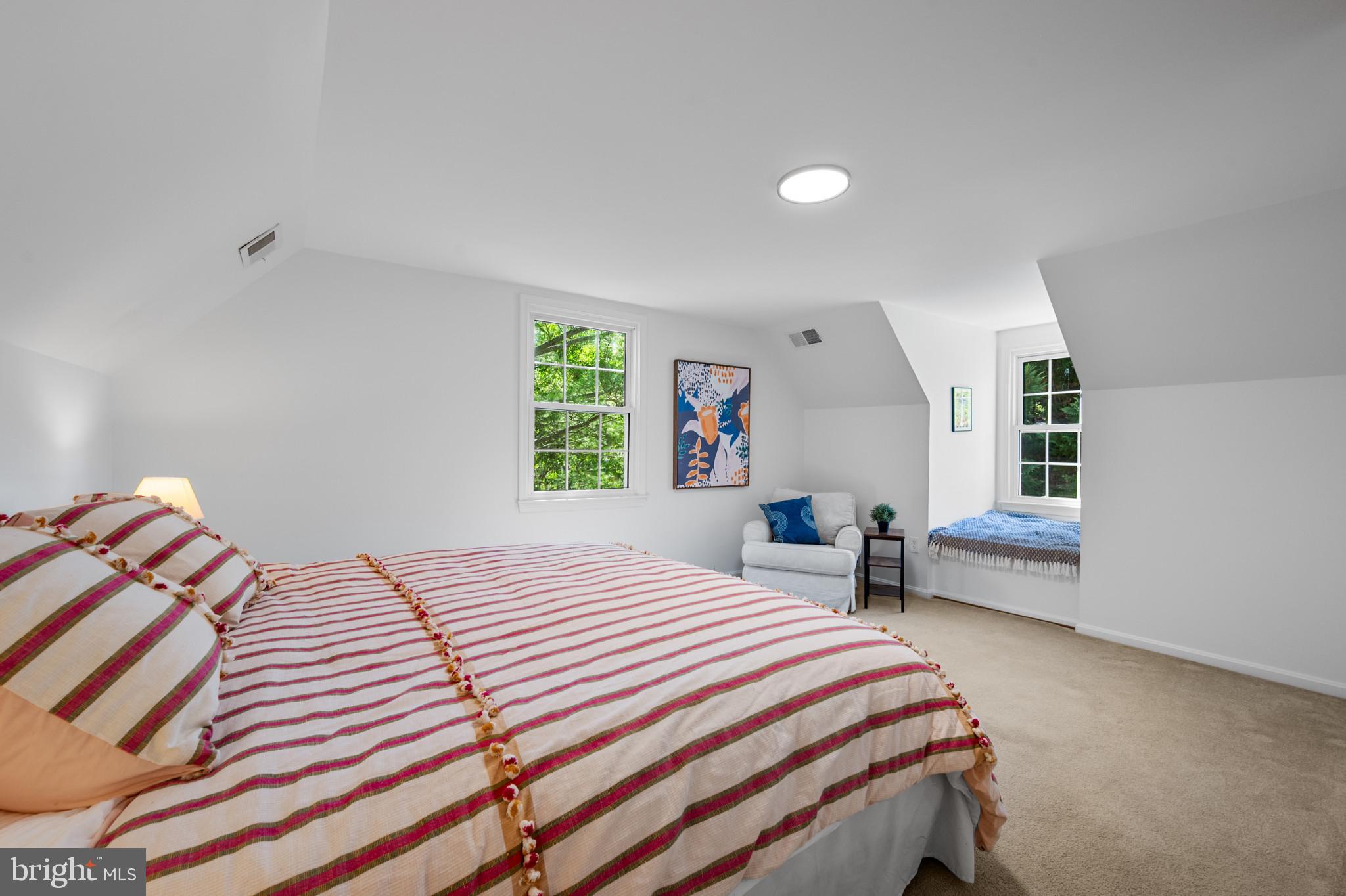 LAYHILL - Residential