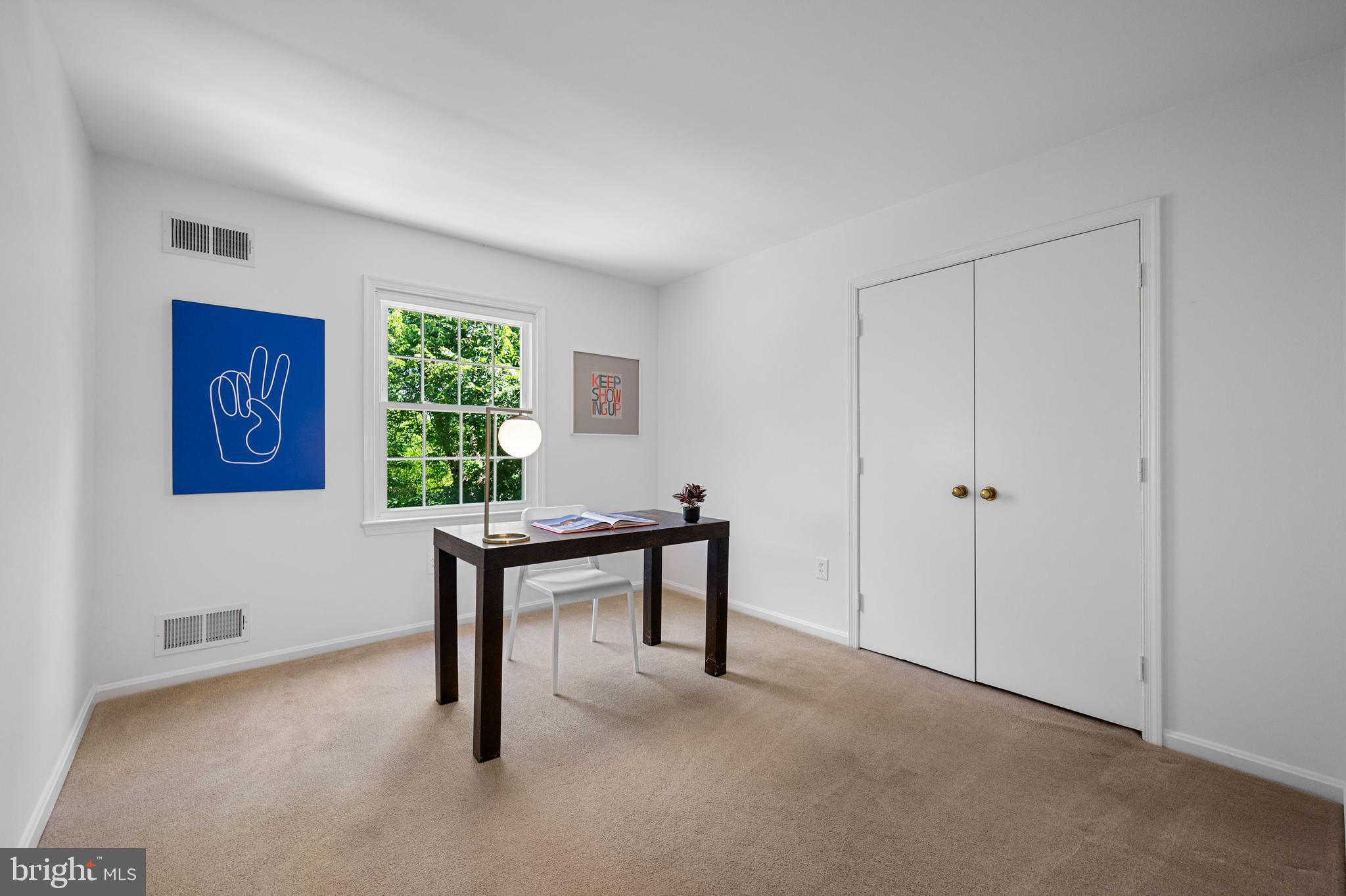 LAYHILL - Residential