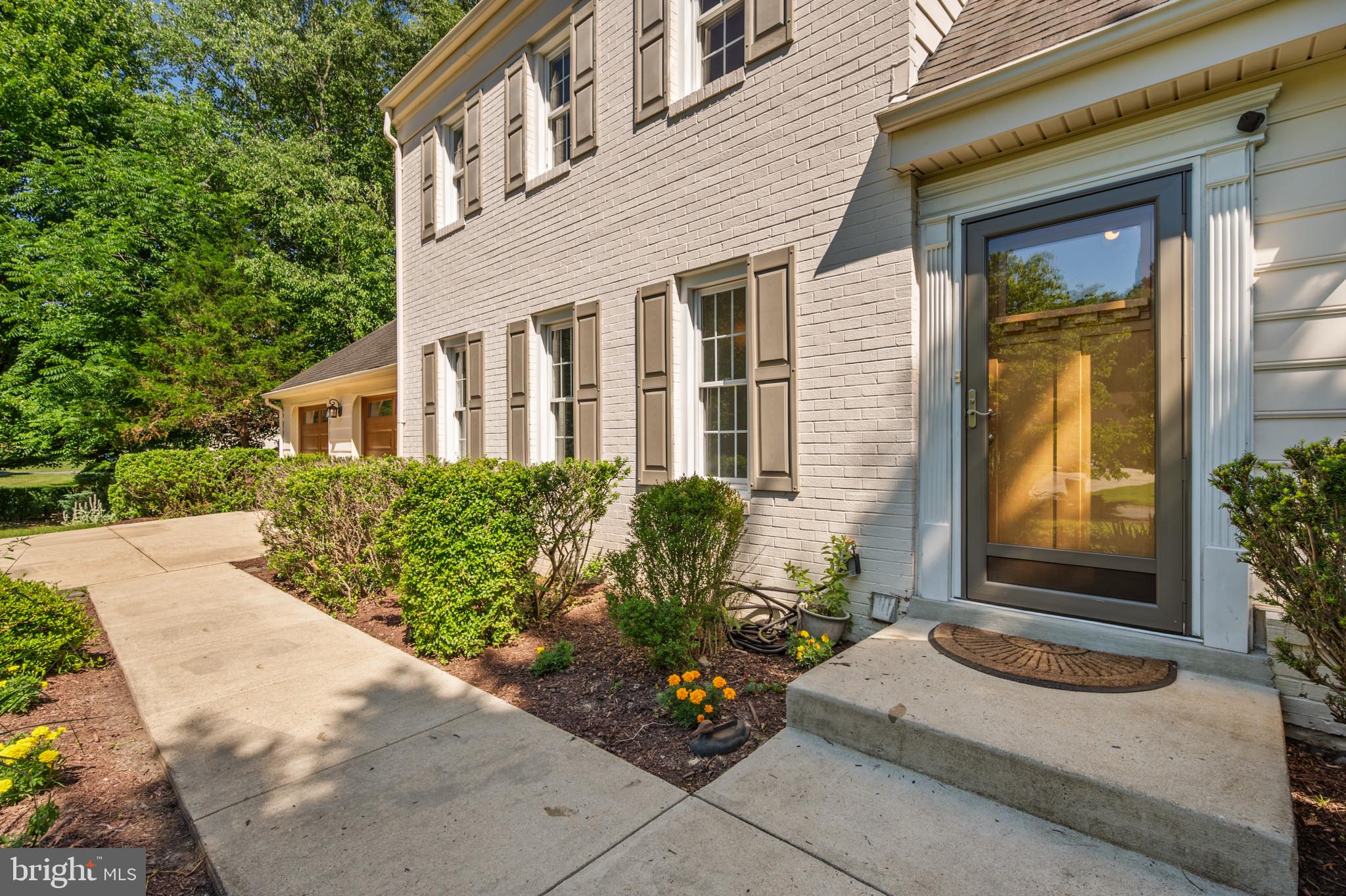 LAYHILL - Residential