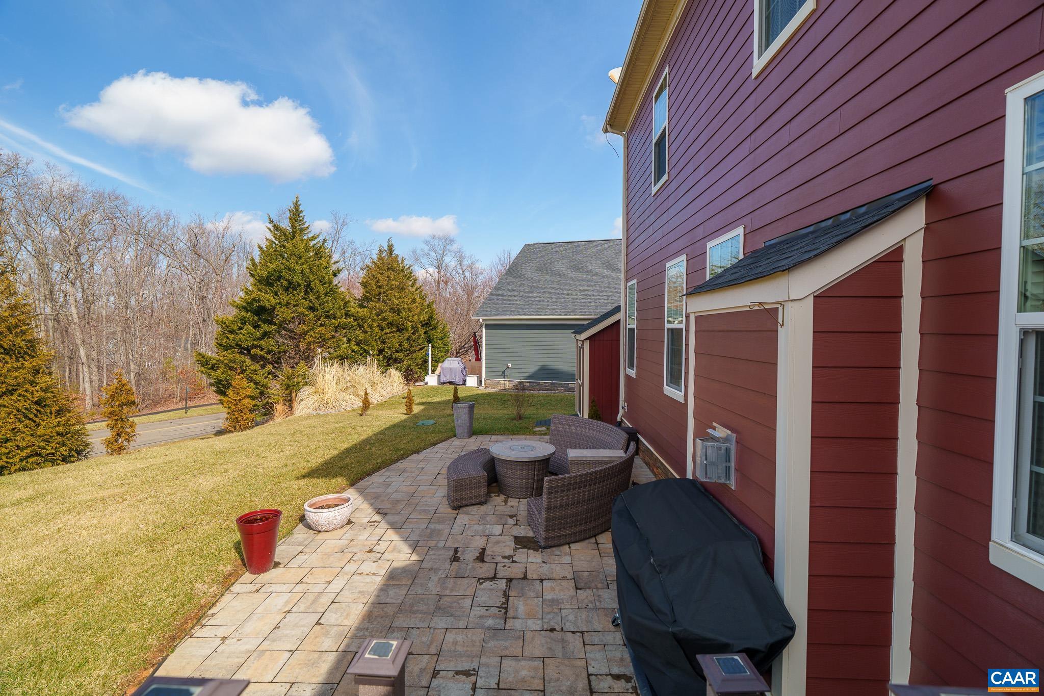 SPRING CREEK - Residential