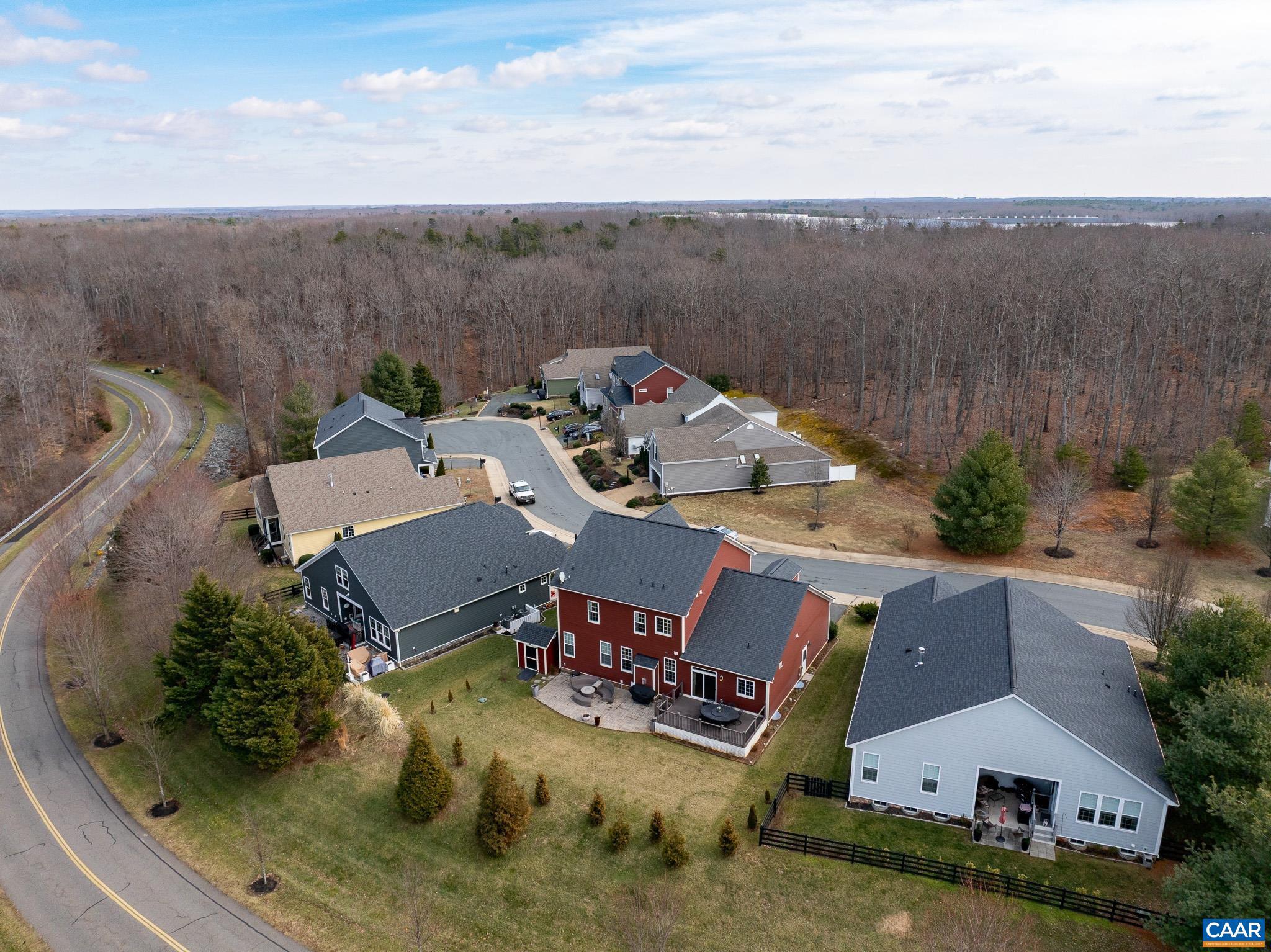 SPRING CREEK - Residential
