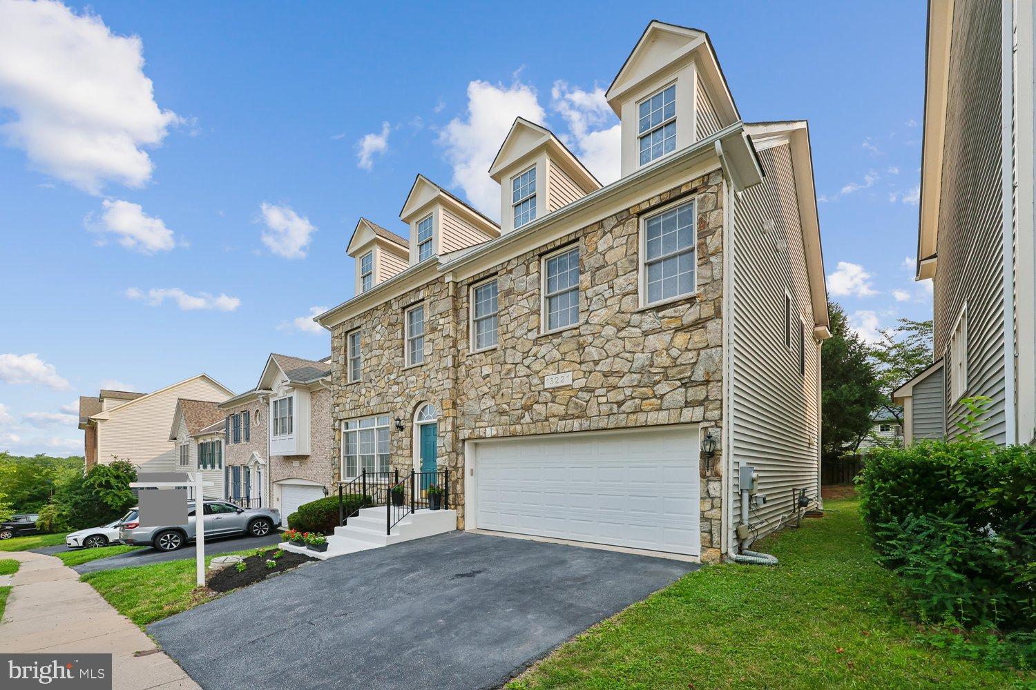 CATAWBA MANOR - Residential
