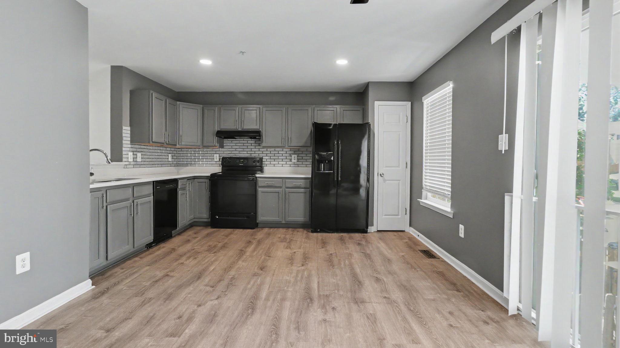 CHANEYS CHOICE - Residential