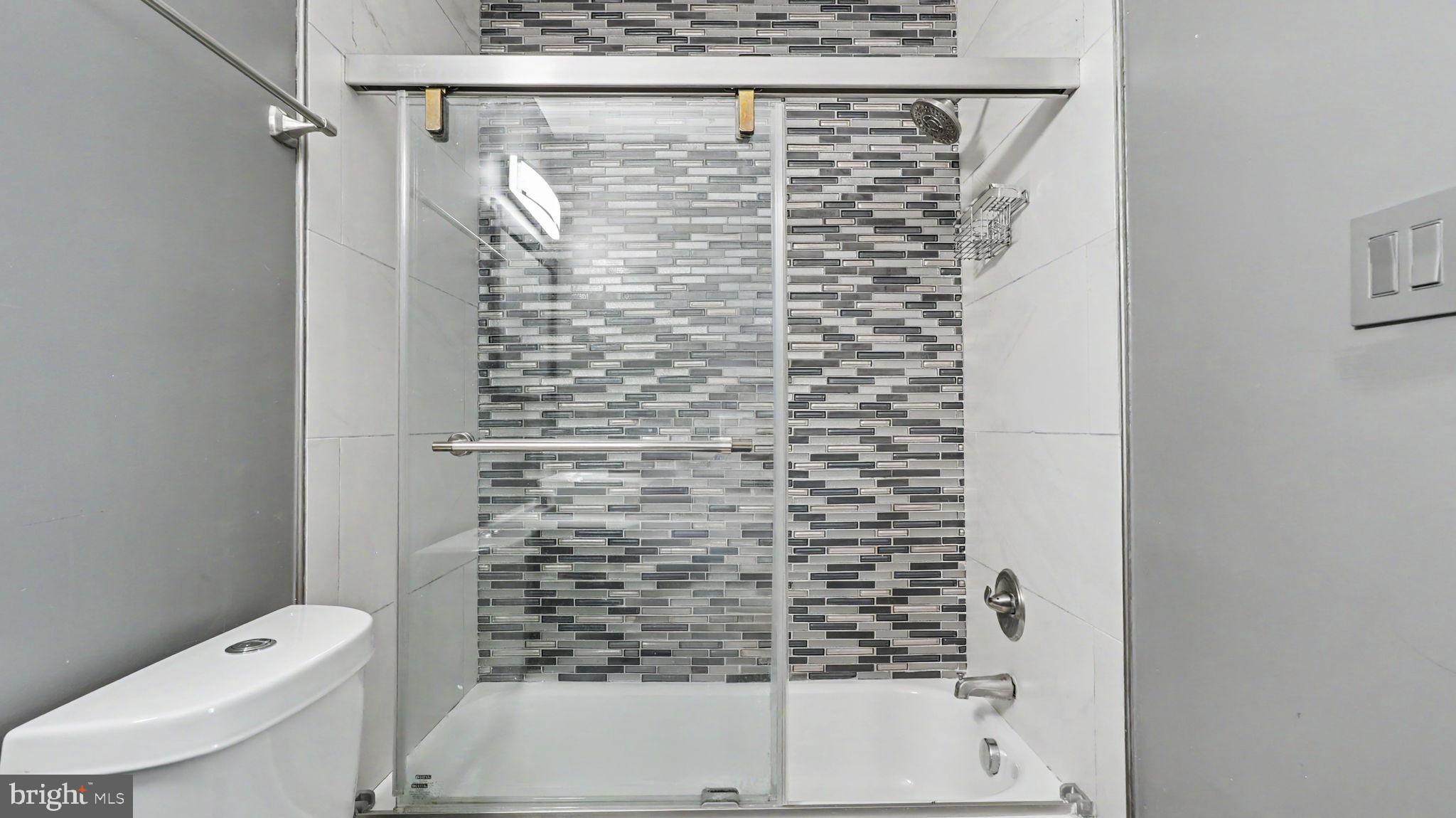 CHANEYS CHOICE - Residential