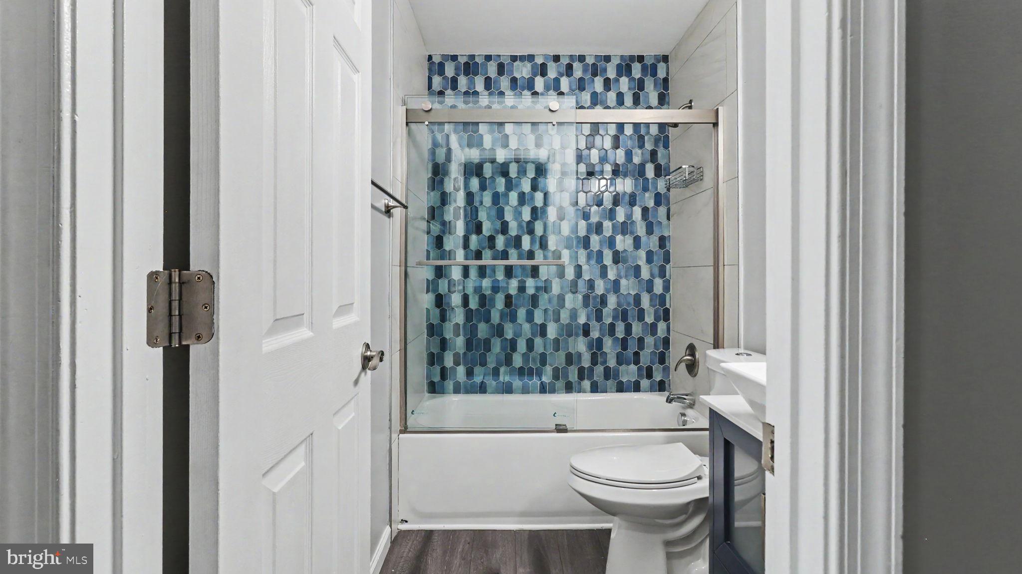 CHANEYS CHOICE - Residential
