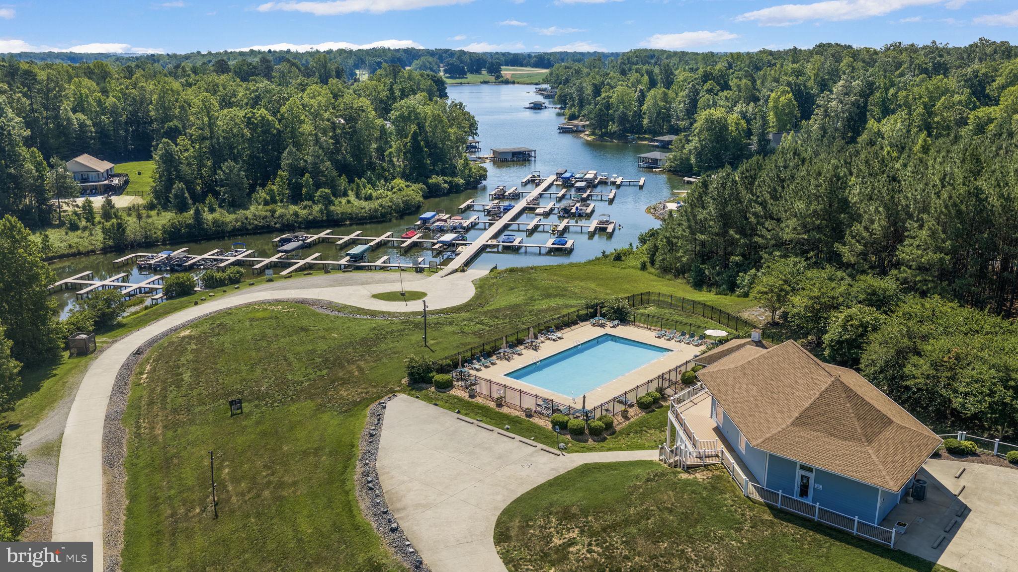 THE WATERS AT LAKE ANNA - Residential
