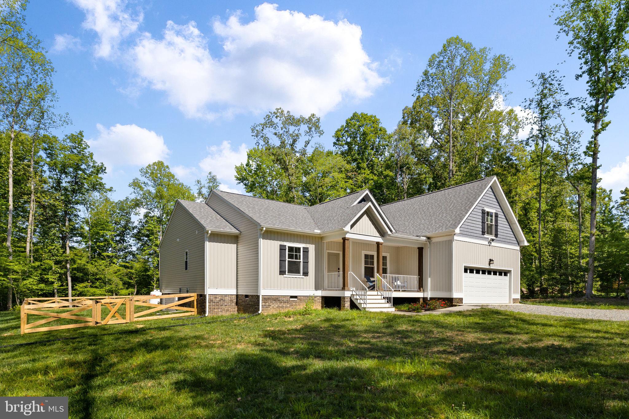 THE WATERS AT LAKE ANNA - Residential