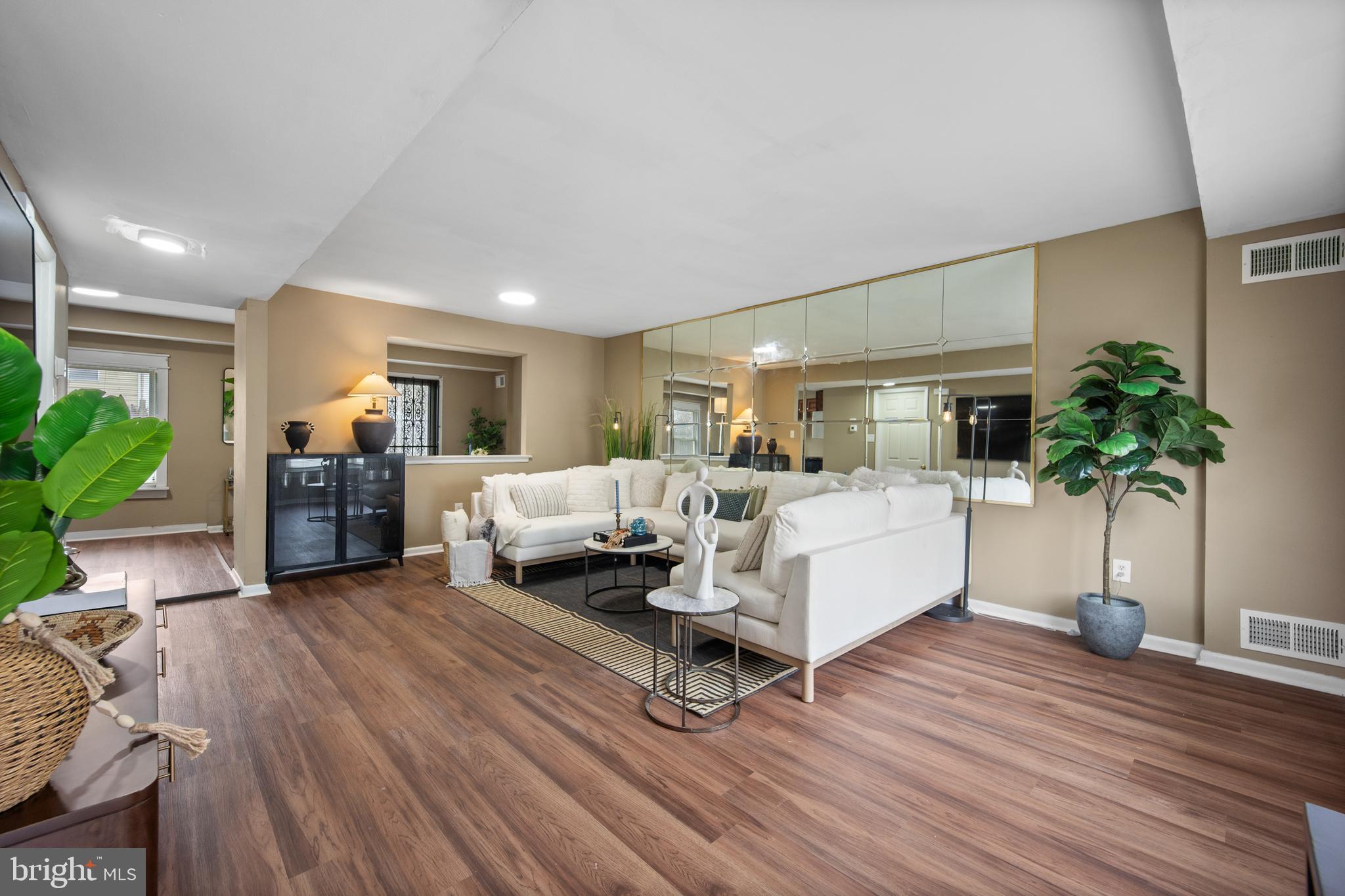 EASTWICK - Residential